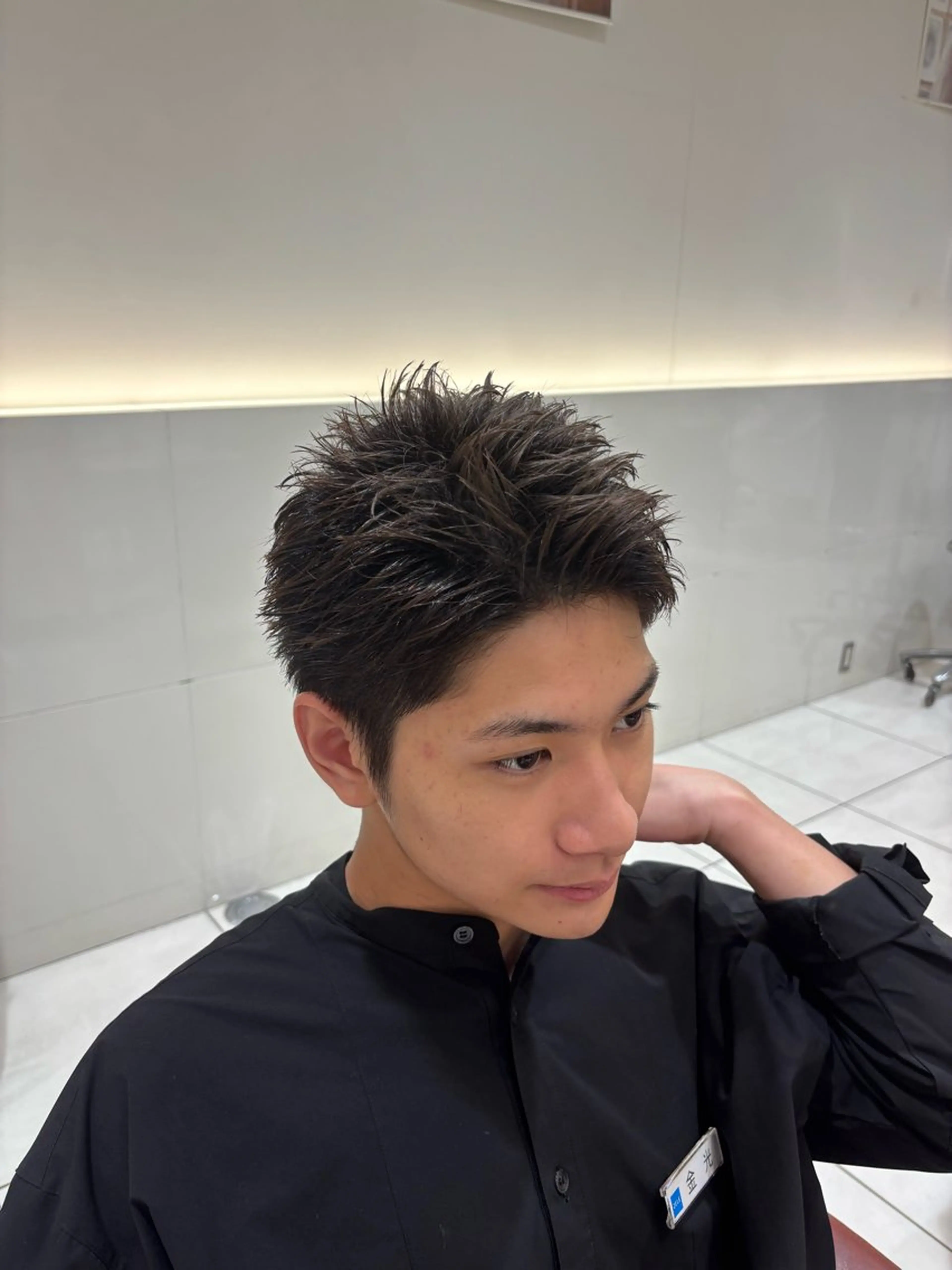 メンズ スパイキーショート 刈り上げ ZELE AVEDA イオンレイクタウンkaze店所属・薄井 速のヘアスタイル