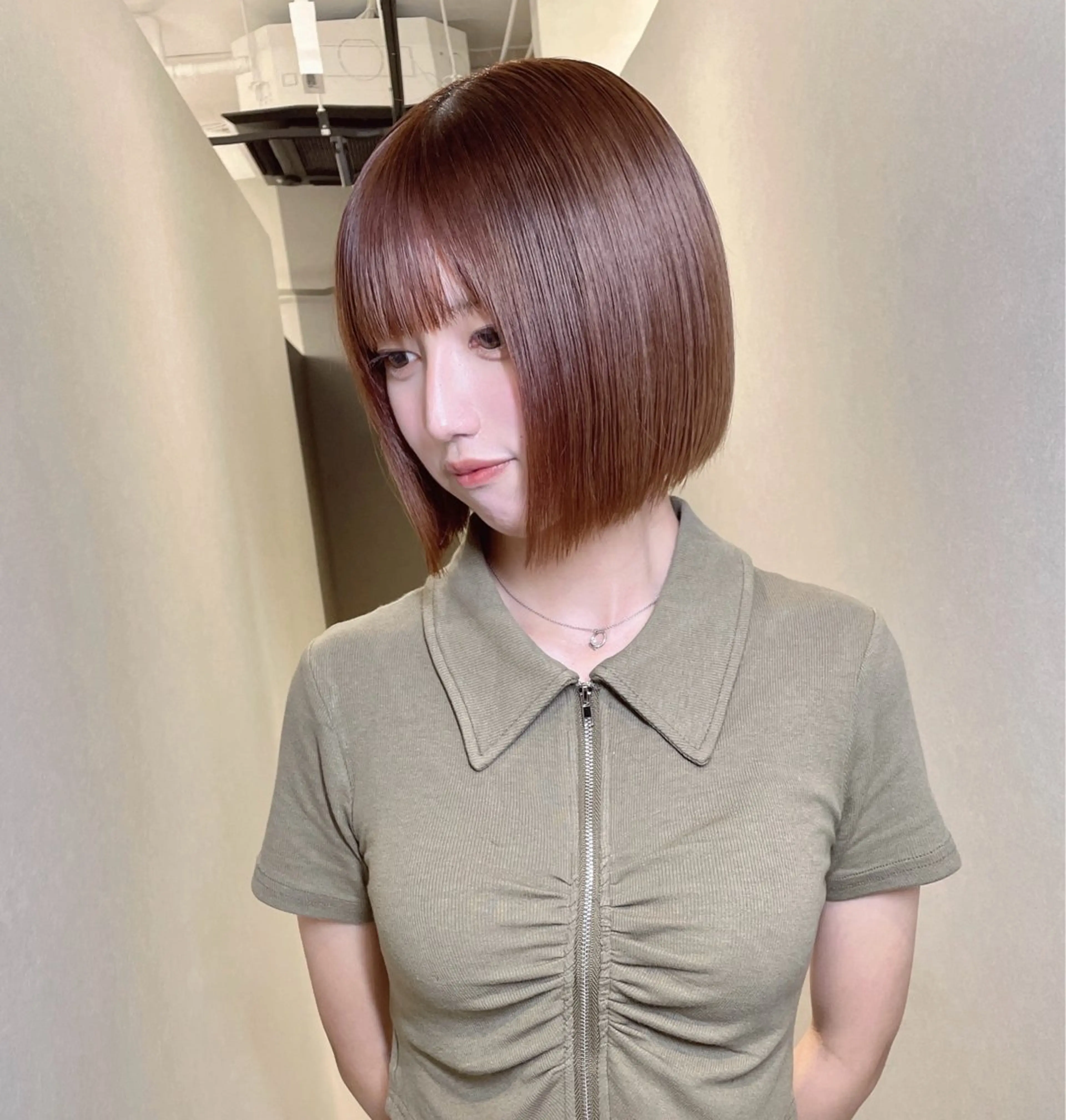 ショート カラー 透明感カラー 髪質改善 カット ヘアカラー トリートメント BOOTH share saron所属・今井 勝也のヘアスタイル