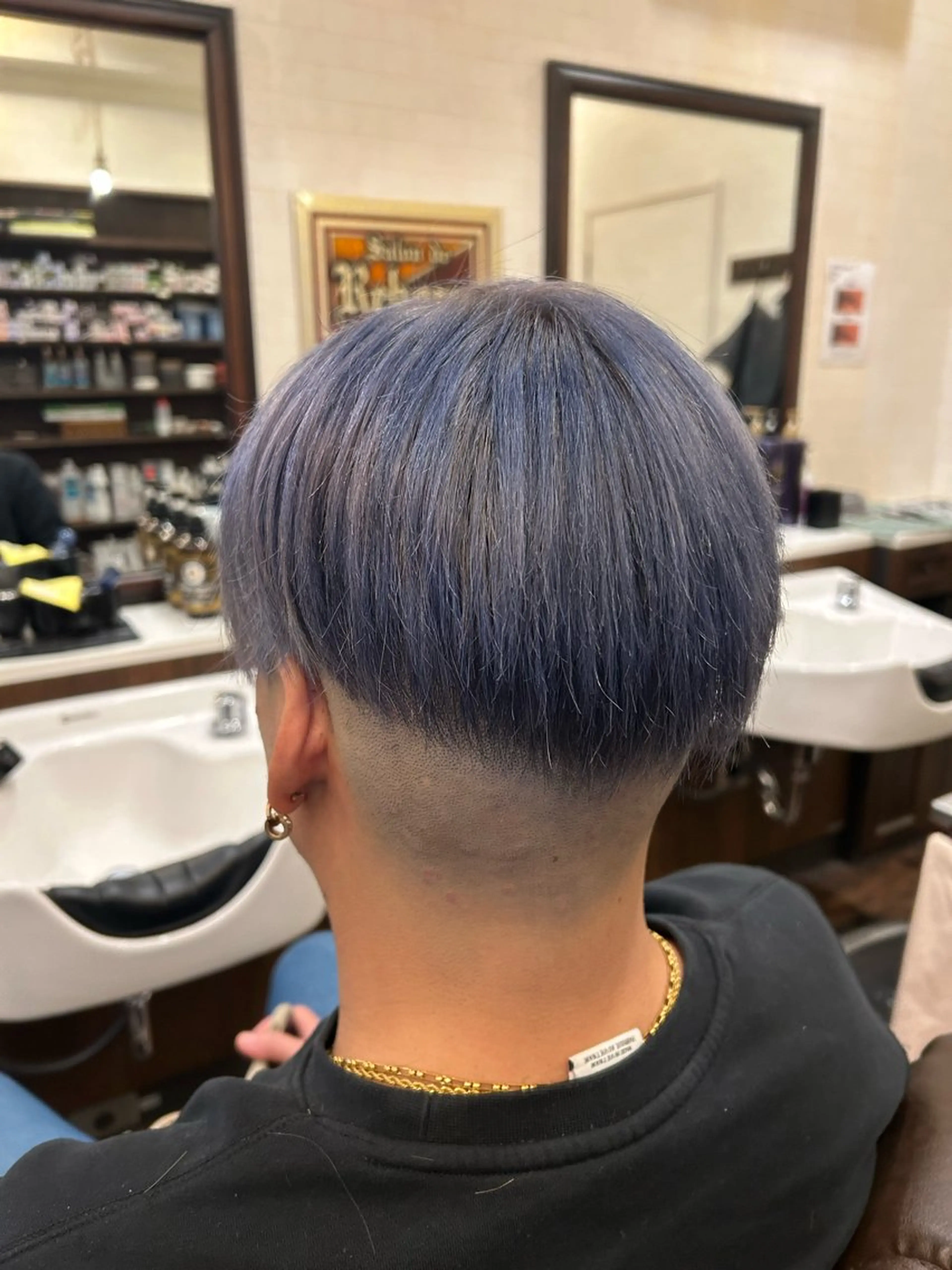 メンズ メンズブリーチ フェードカット ヘアカラー トリートメント Infinity 東山未晃のヘアスタイル