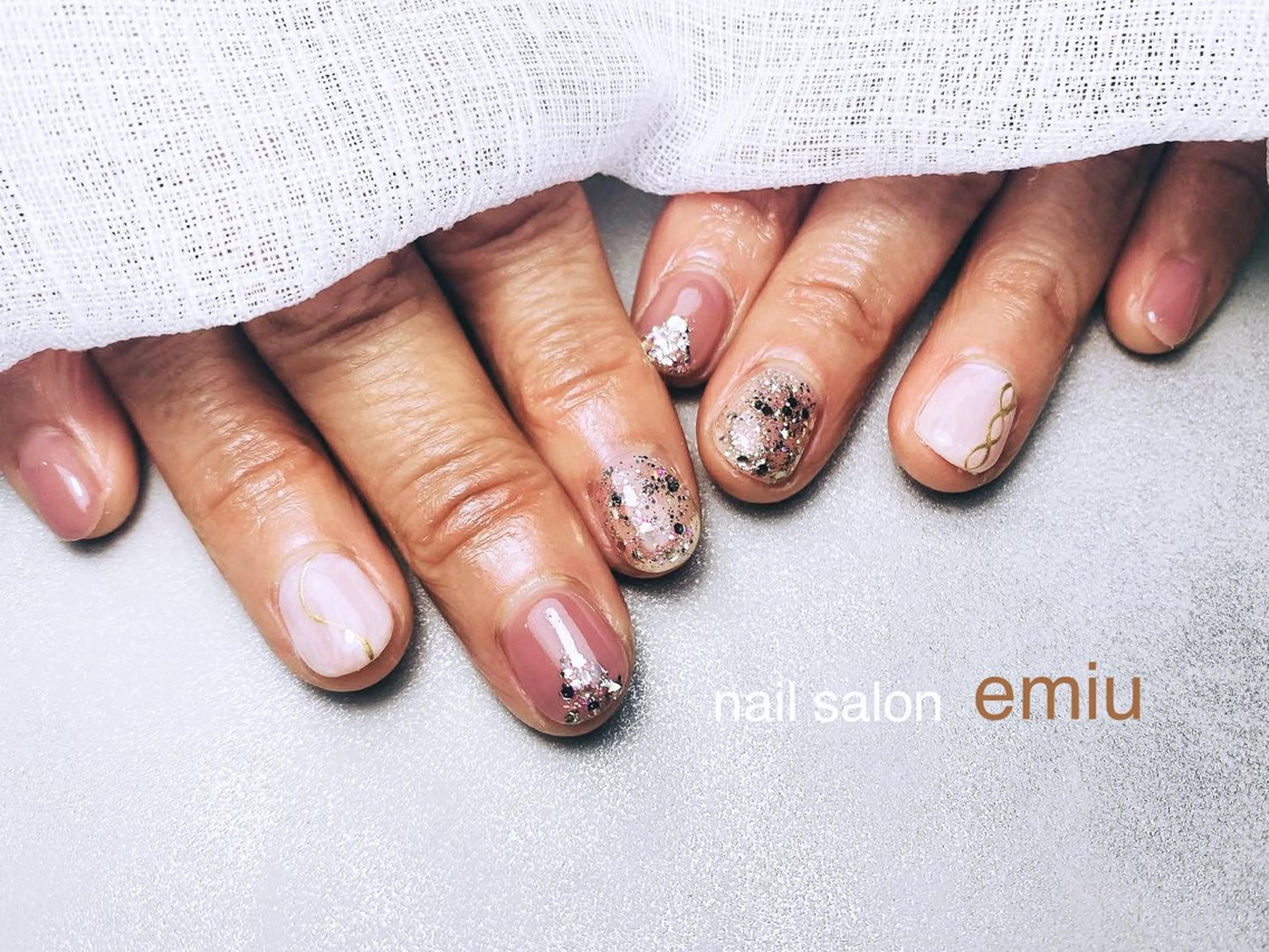 ネイル オレンジ ピンク nail salon emiuのネイルデザイン