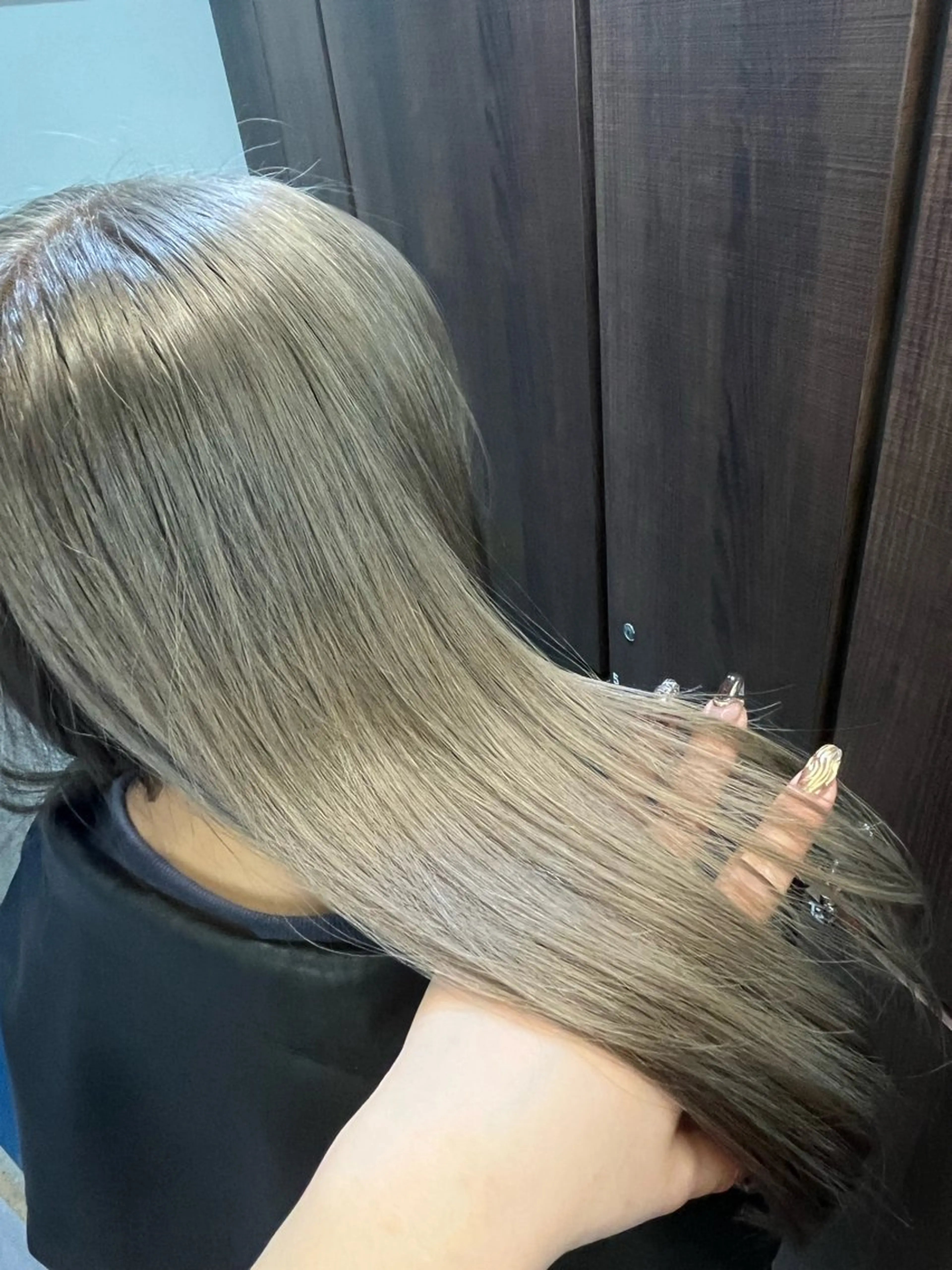 ロング カラー ヘアカラー トリートメント 🖤 tsubura🖤のヘアスタイル