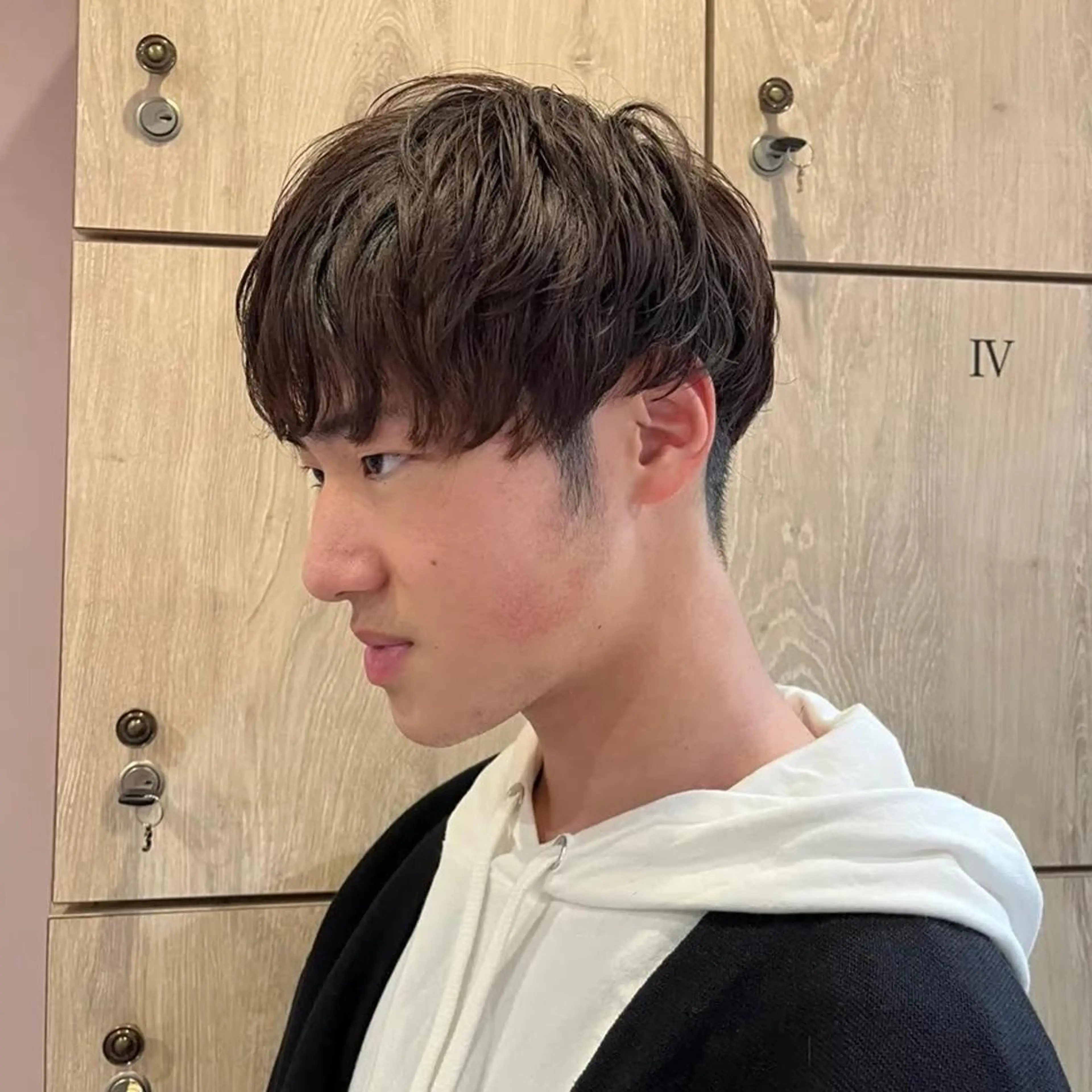 ショート パーマ メンズ メンズパーマ くせ毛 フルールドソレイユ所属・♡ナナコ♡ レイヤー/艶髪のヘアスタイル