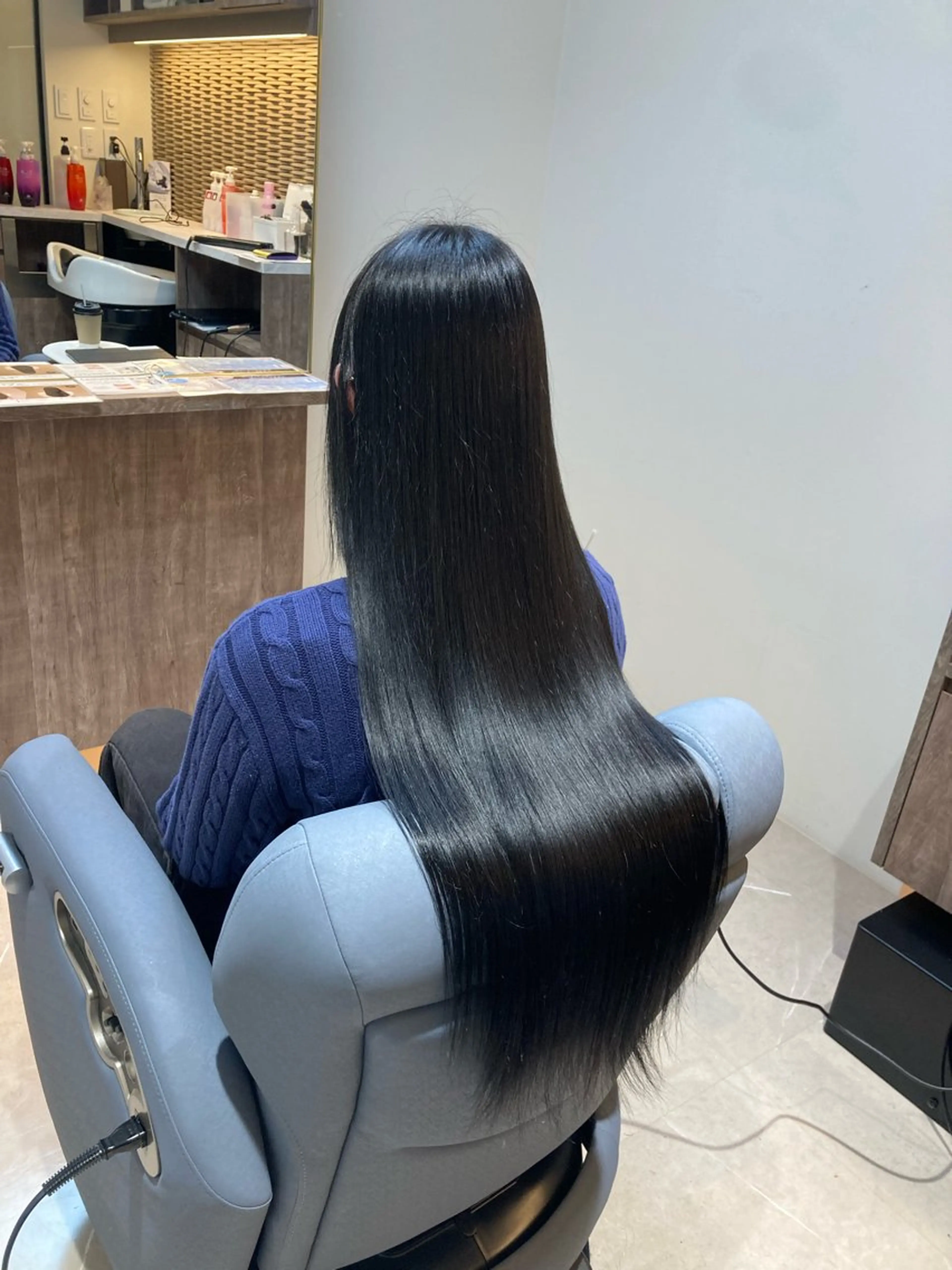 ロング カラー 黒髪 ブルーカラー ブルーブラック ヘアカラー トリートメント ピンクカラー🎀 米津 美佑のマツエク・マツパデザイン