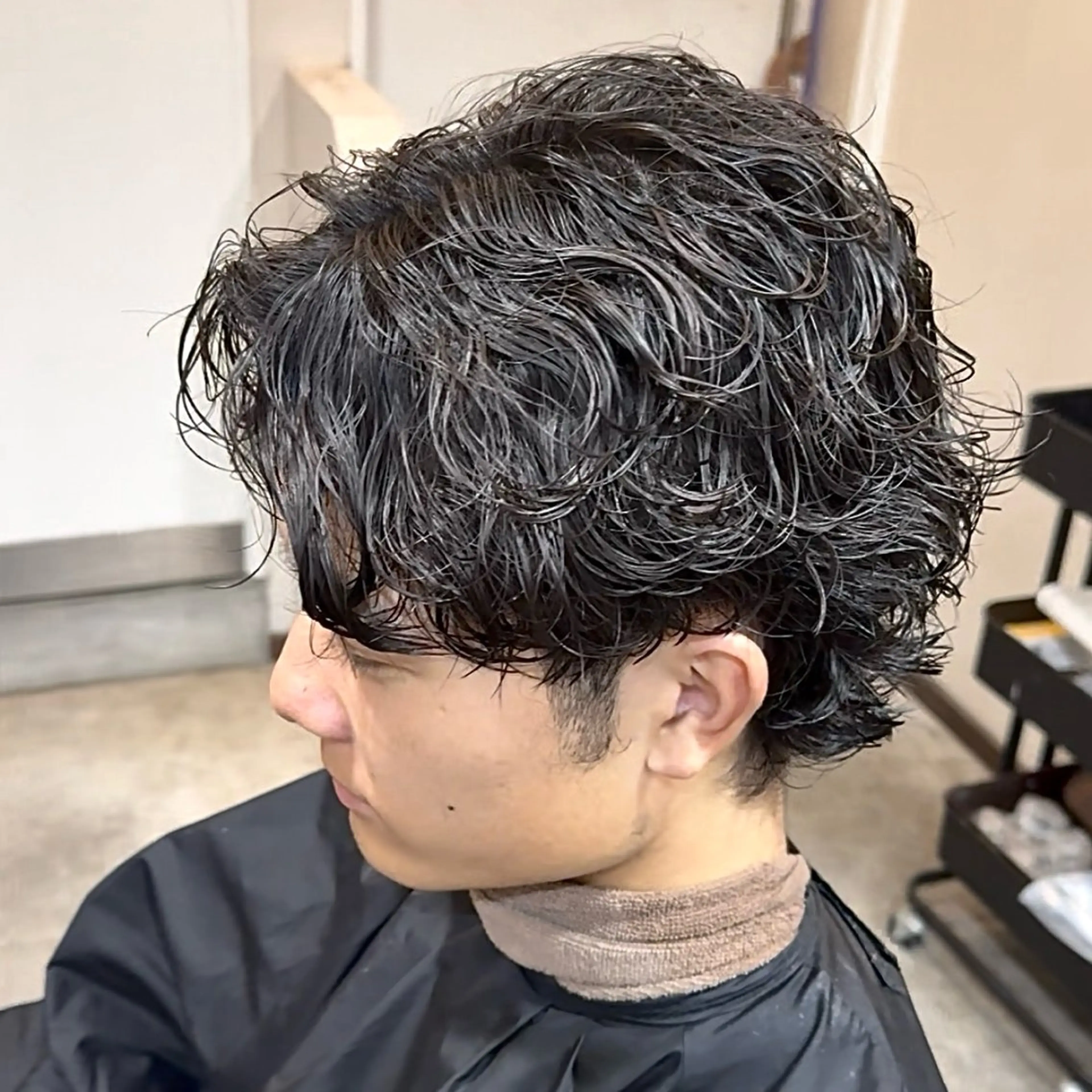パーマ メンズ カット パーマ 波巻き|シャドウ| サーフカール|RYUのヘアスタイル
