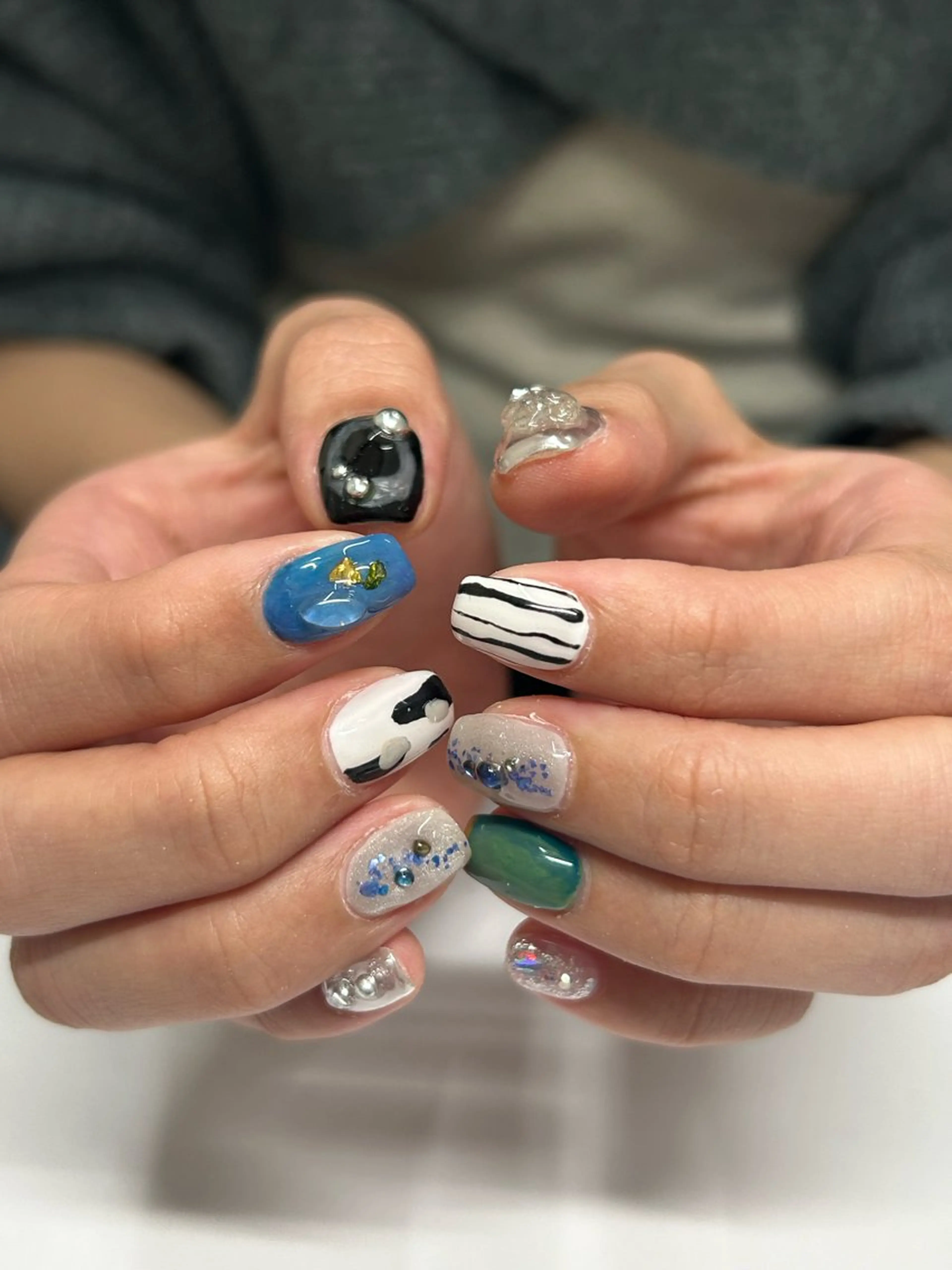 ネイル ハンドネイル プライベートネイルサロンone nail所属・one nail 【カラフル/個性派】のネイルデザイン