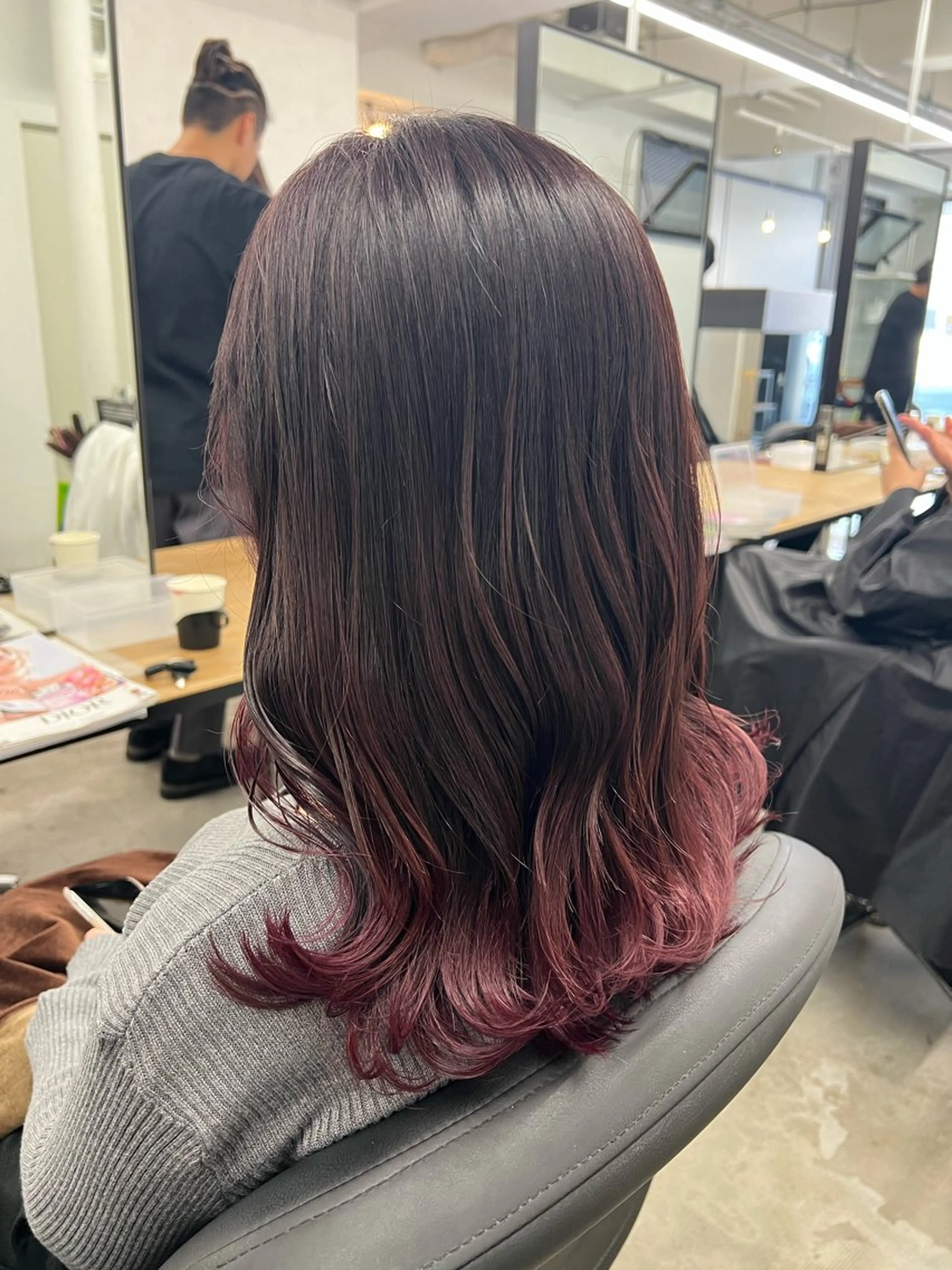 セミロング カラー カット MODEK's 庄内 mikuのヘアスタイル