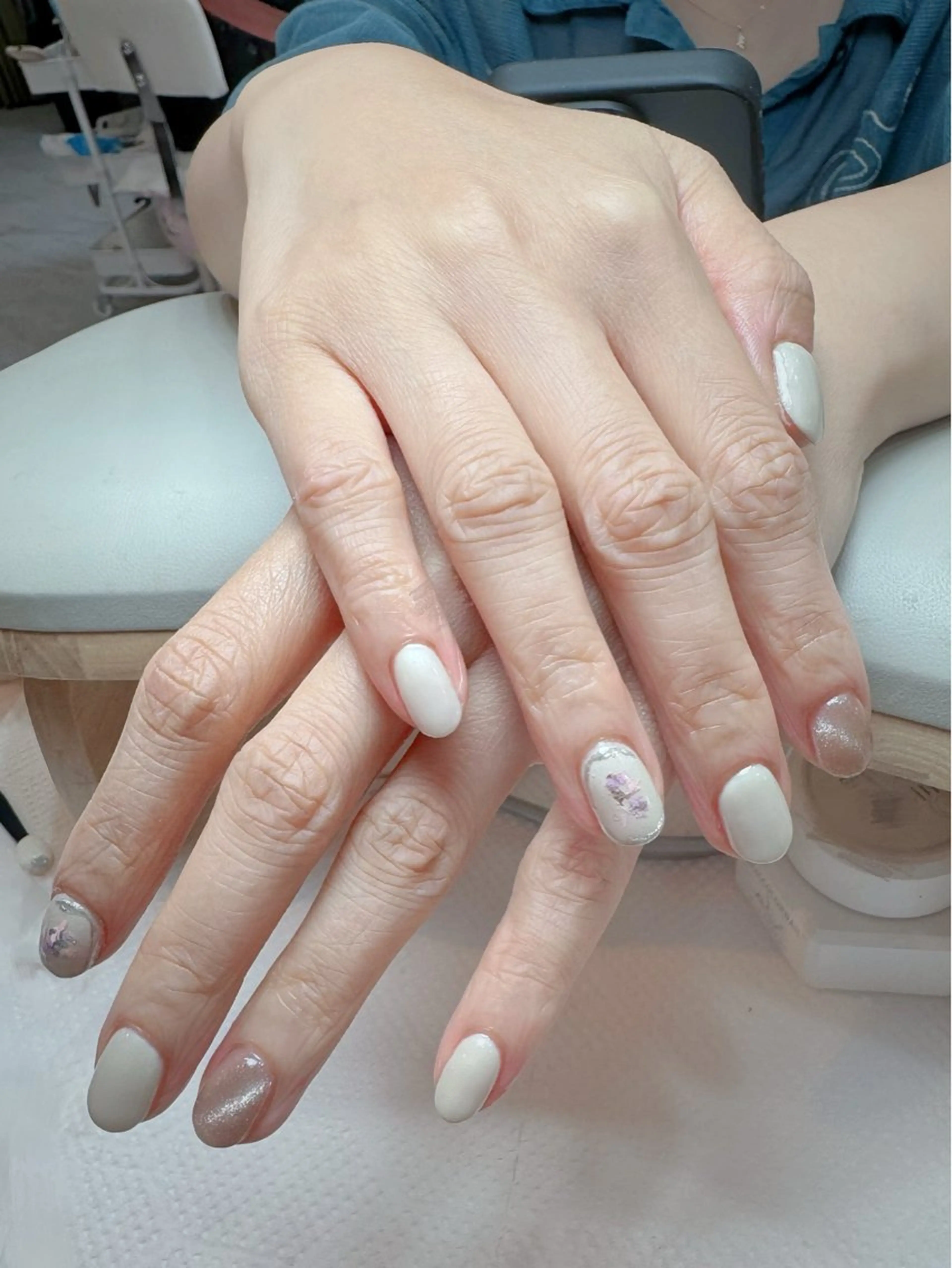 ネイル ハンドネイル Elegant beauty ツルのネイルデザイン