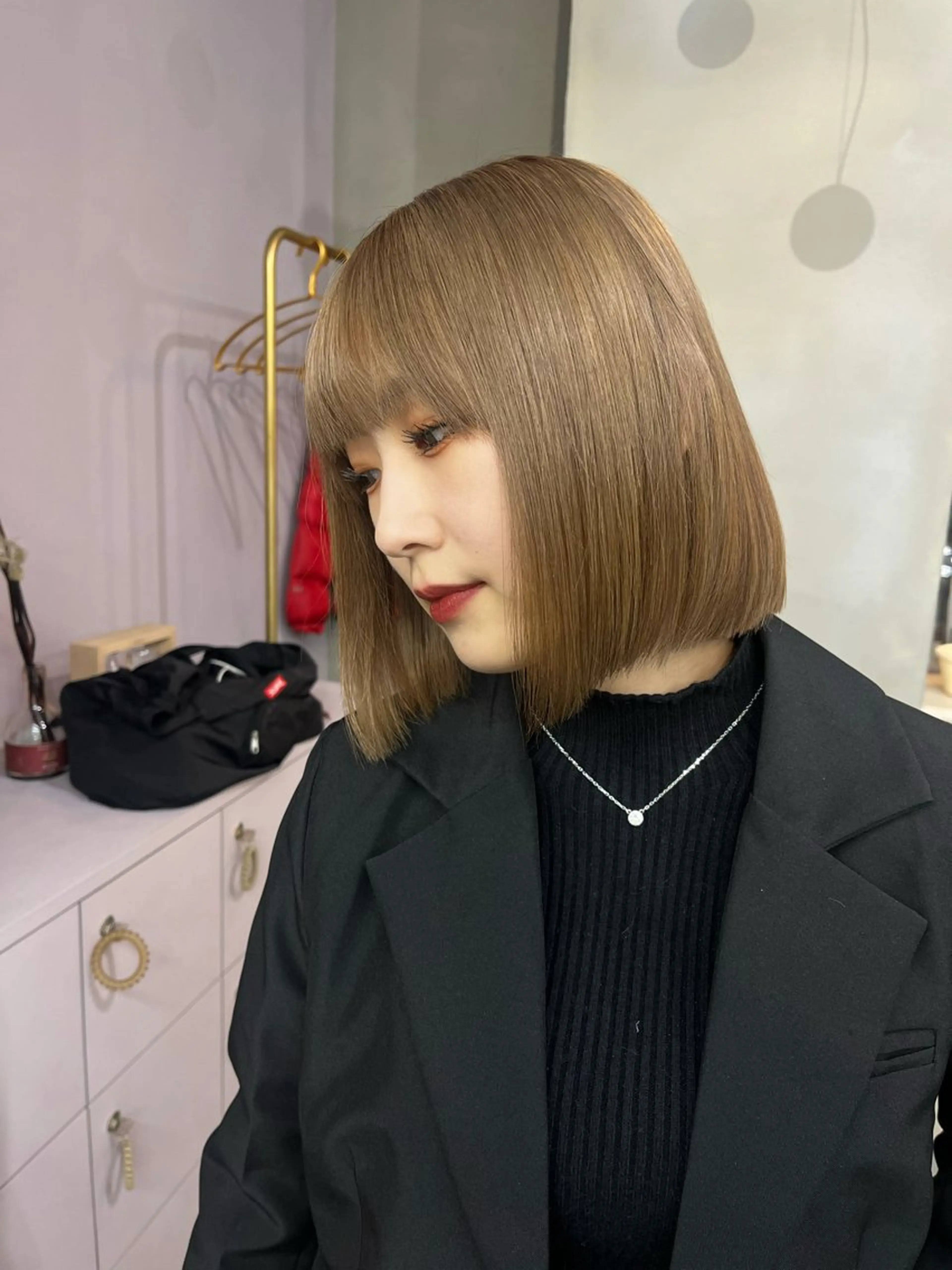 ショート カラー ベージュカラー ミルクティーベージュ qulim所属・櫻井 はるなのヘアスタイル
