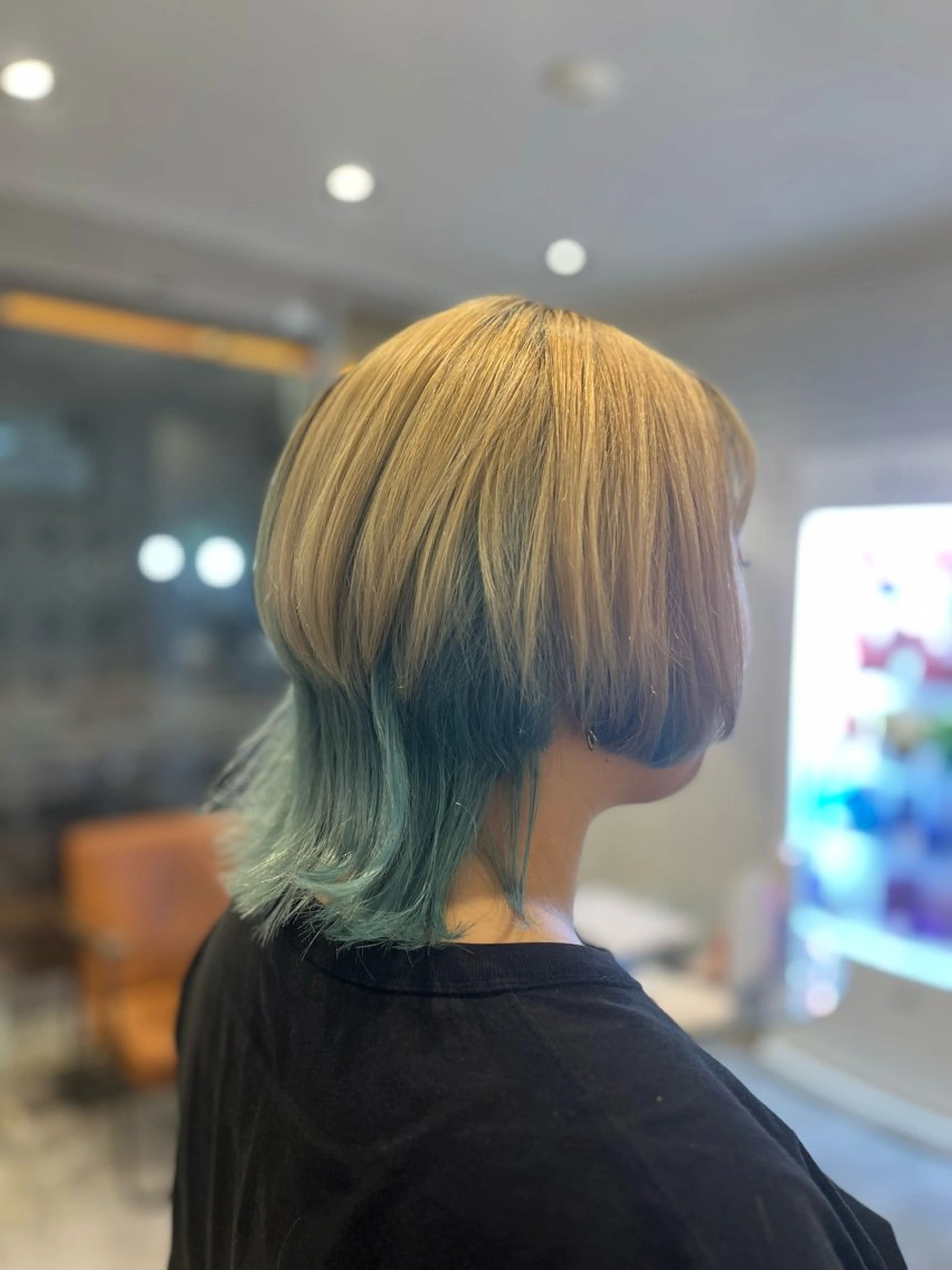 ミディアム レディースカット無料 ヒロヤのヘアスタイル