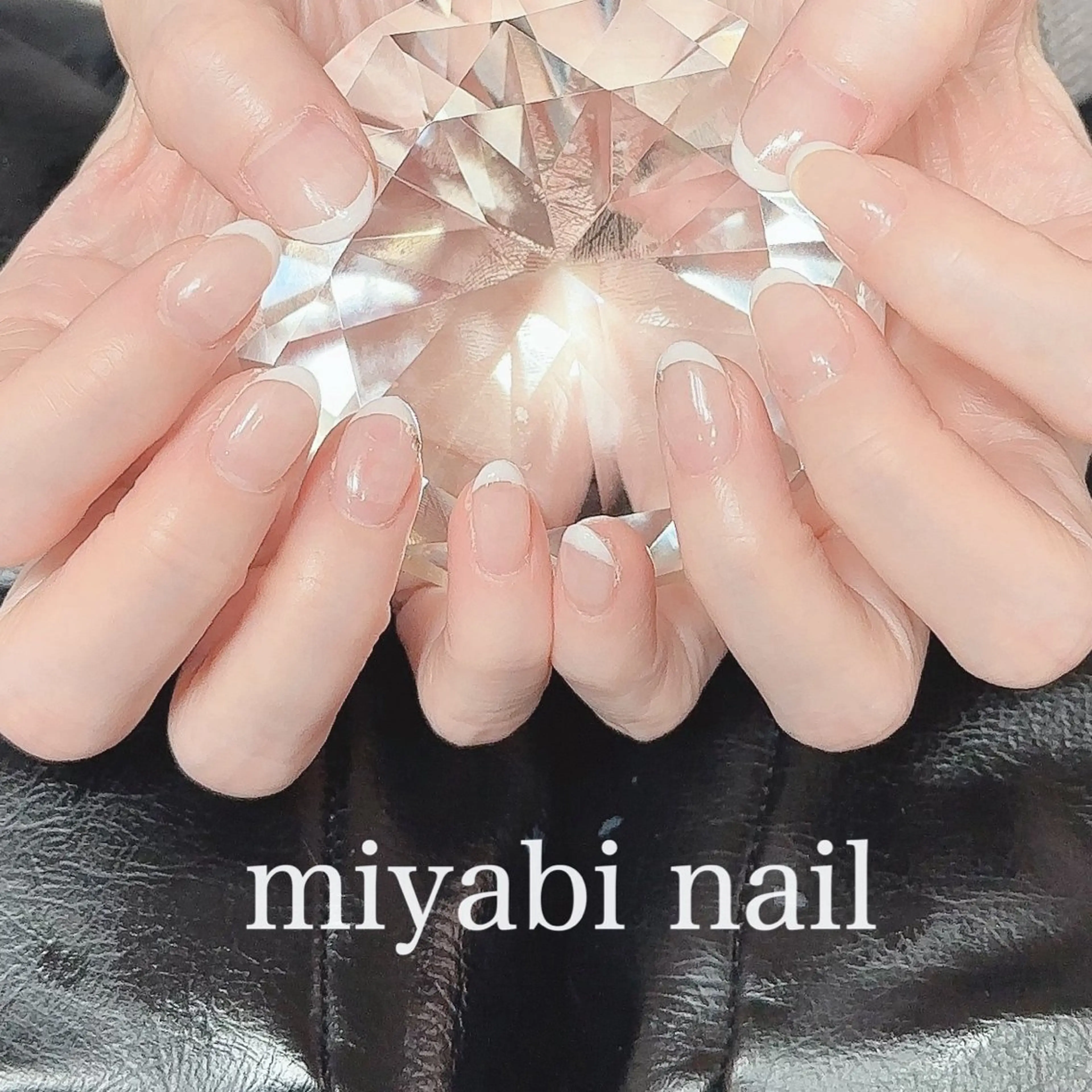 ネイル フレンチネイル ジェルネイル 持ち込み 春ネイル ホワイト ハンドネイル miyabi nail 桂川駅近くのネイルデザイン