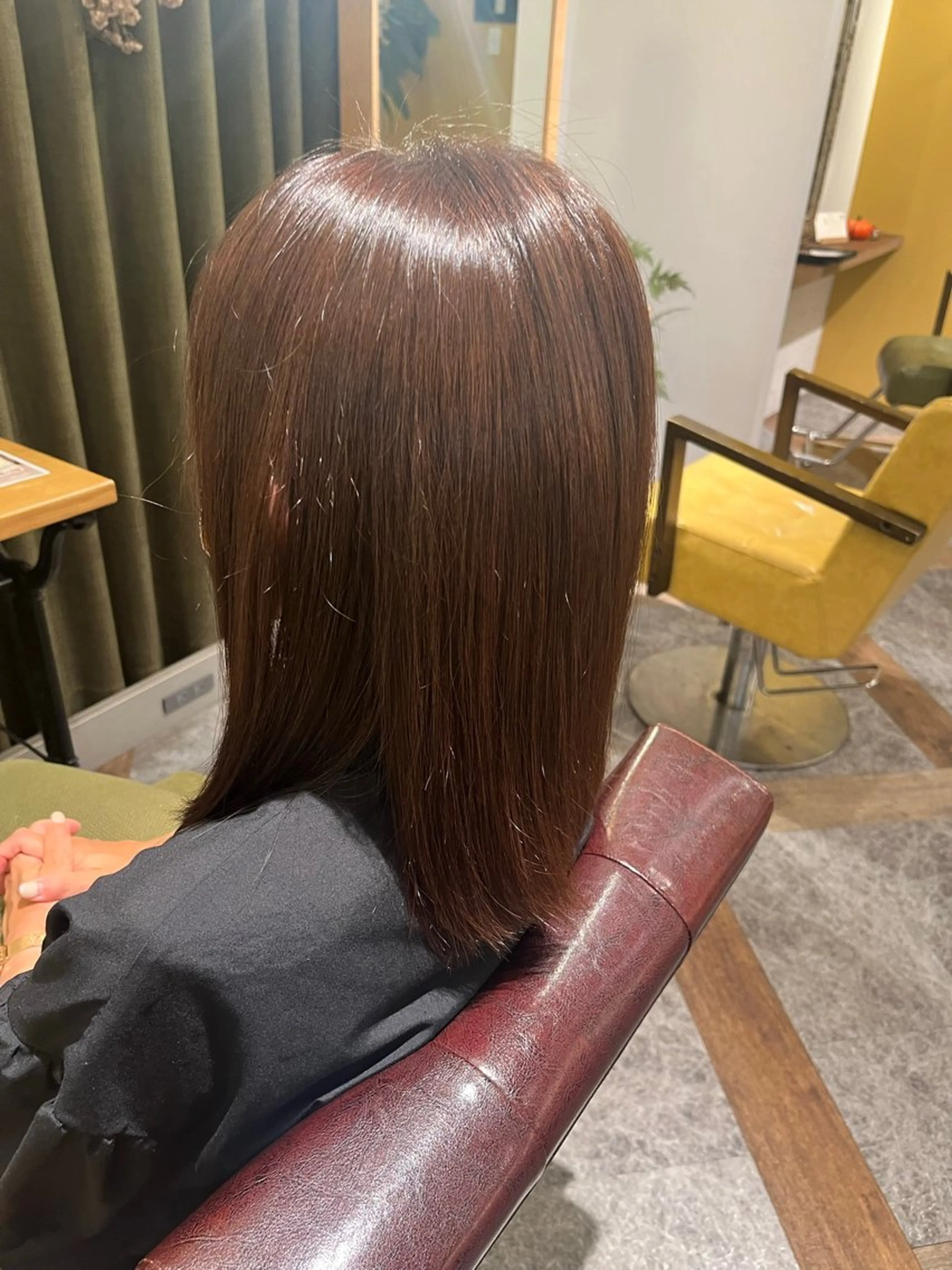 ミディアム 中澤りさ🐿 寒色系カラー🫧のヘアスタイル