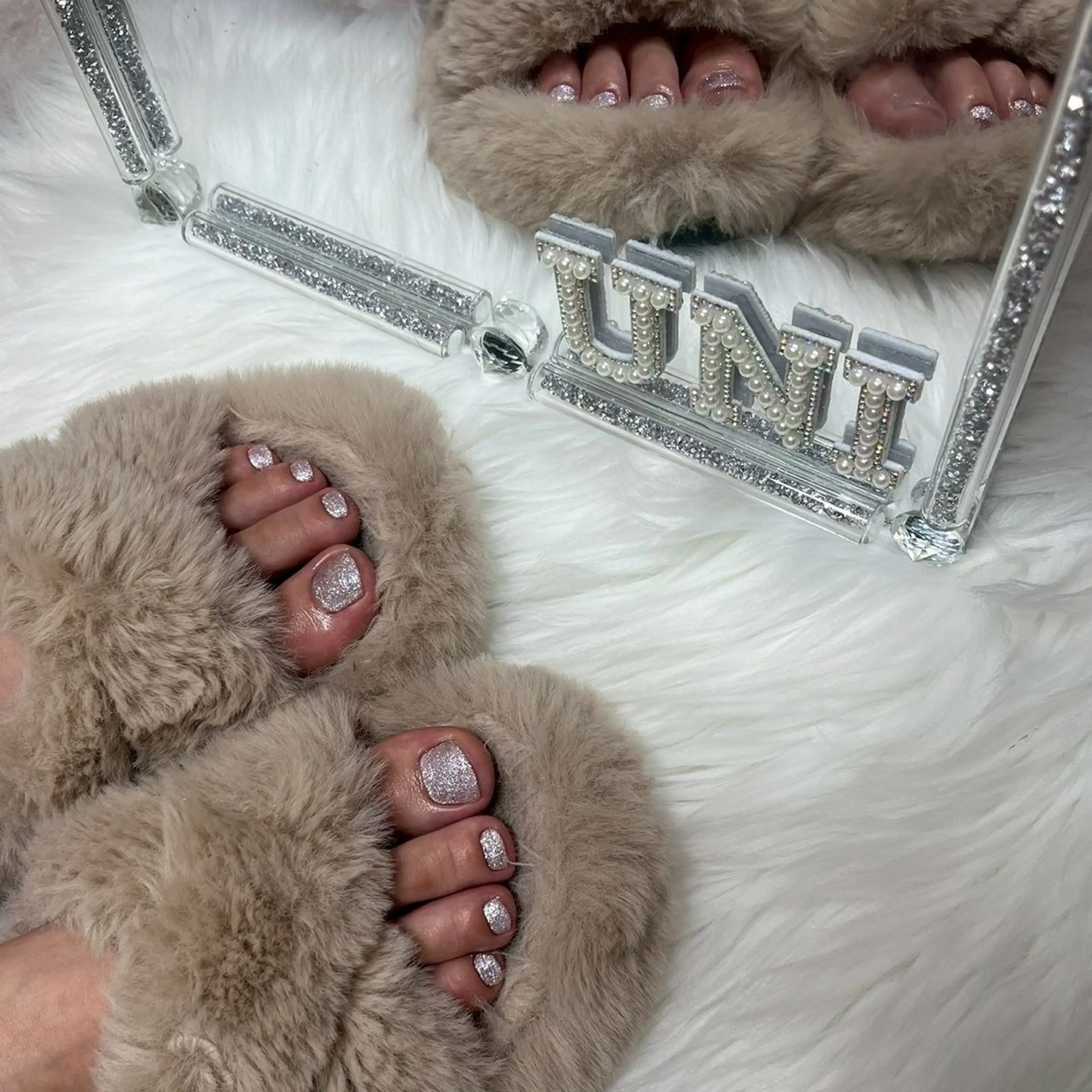 ネイル フットネイル uni nailのネイルデザイン