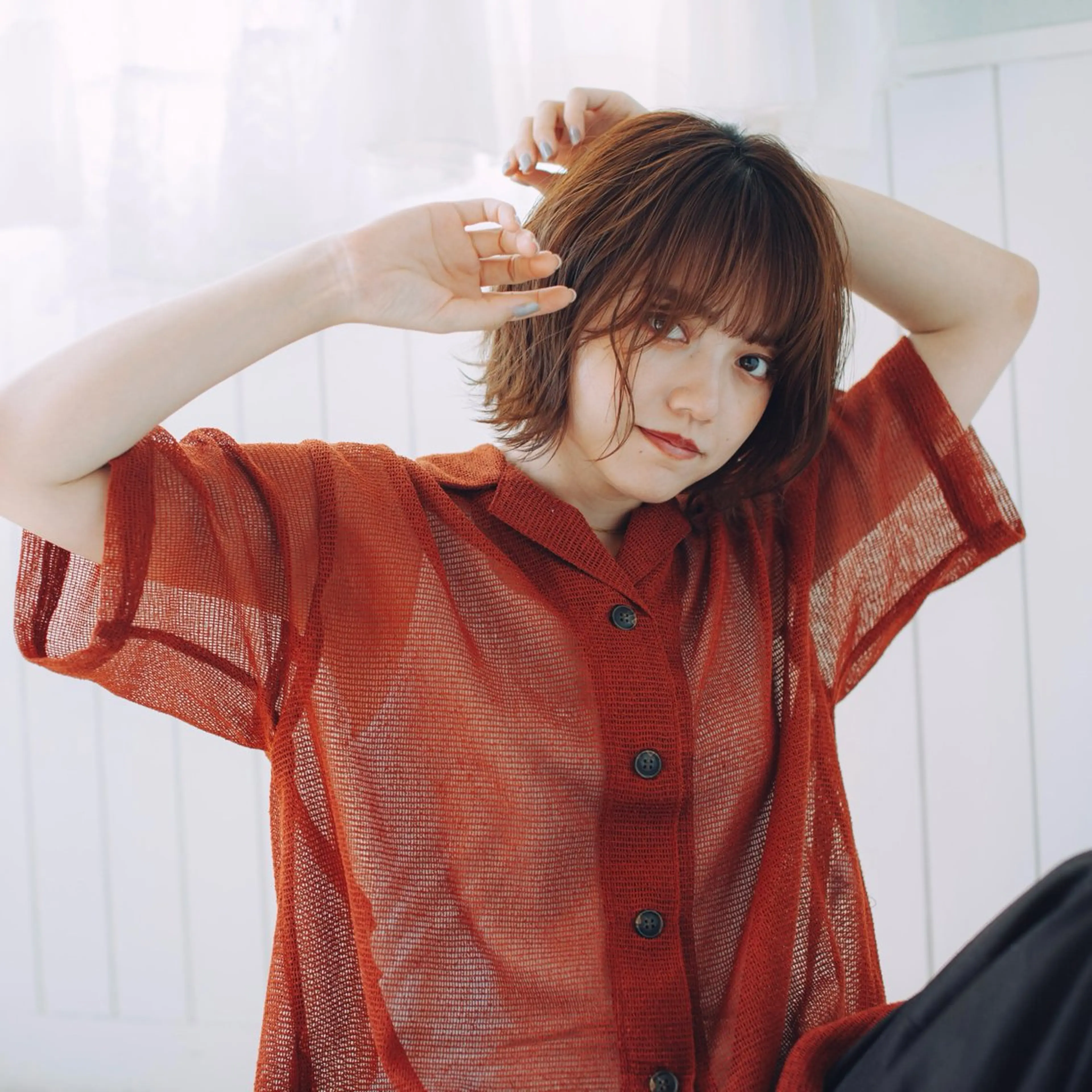 ミディアム 髪質改善／白髪ぼかし 継続する美髪のヘアスタイル