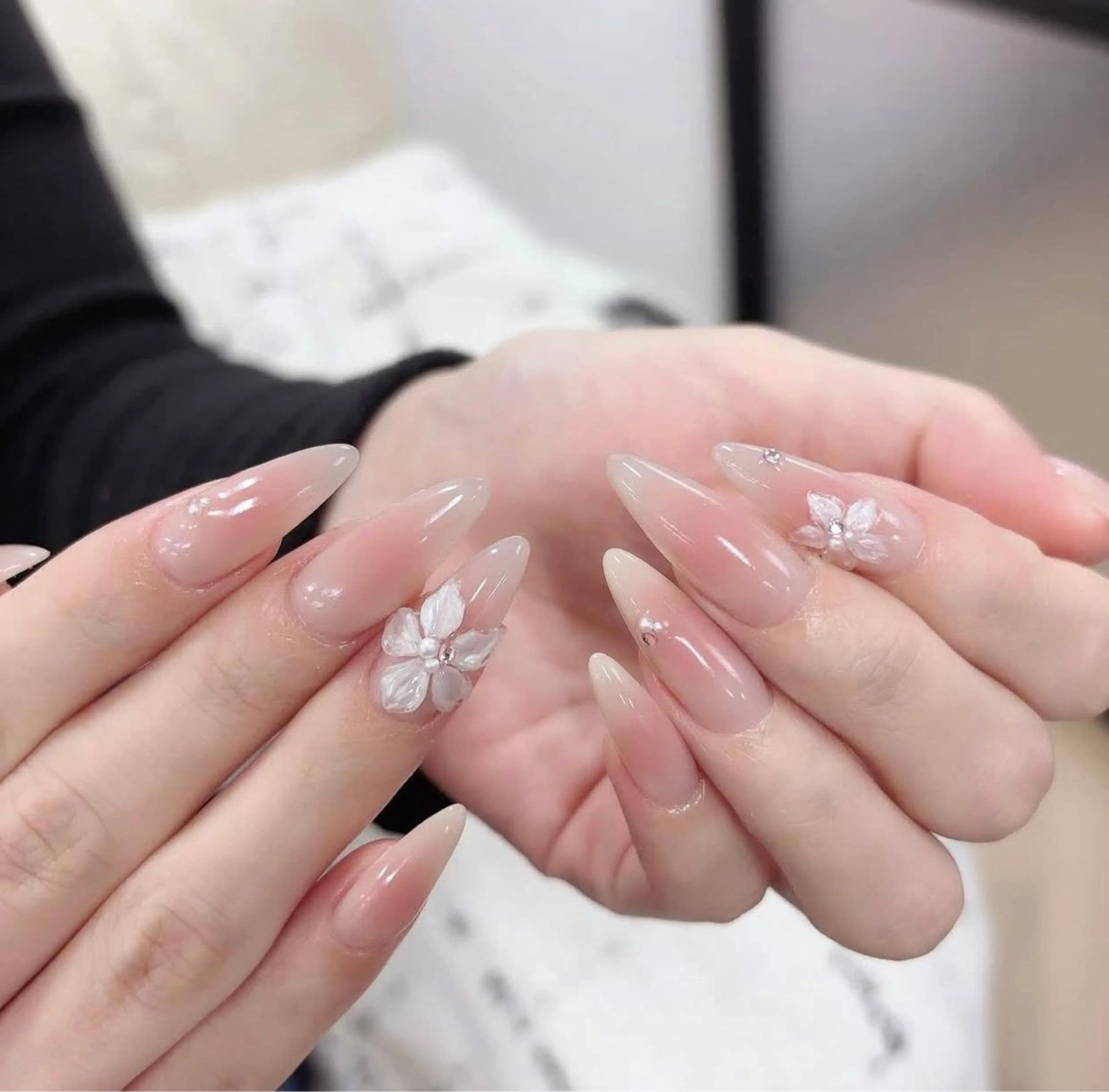 ネイル ハンドネイル Rose Ana.Chuoのネイルデザイン