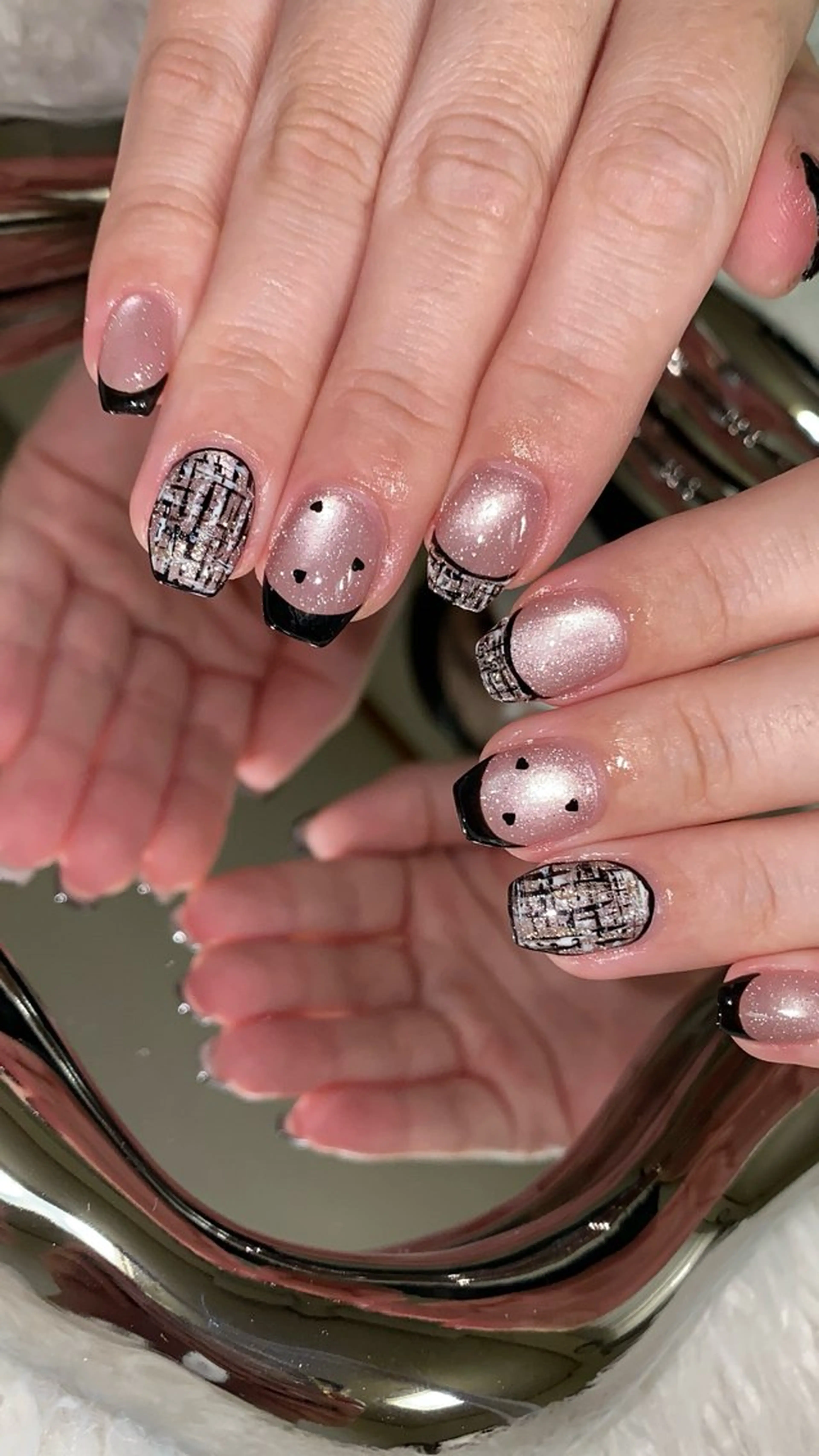 ネイル ハンドネイル n o q r m. n a c h iのネイルデザイン