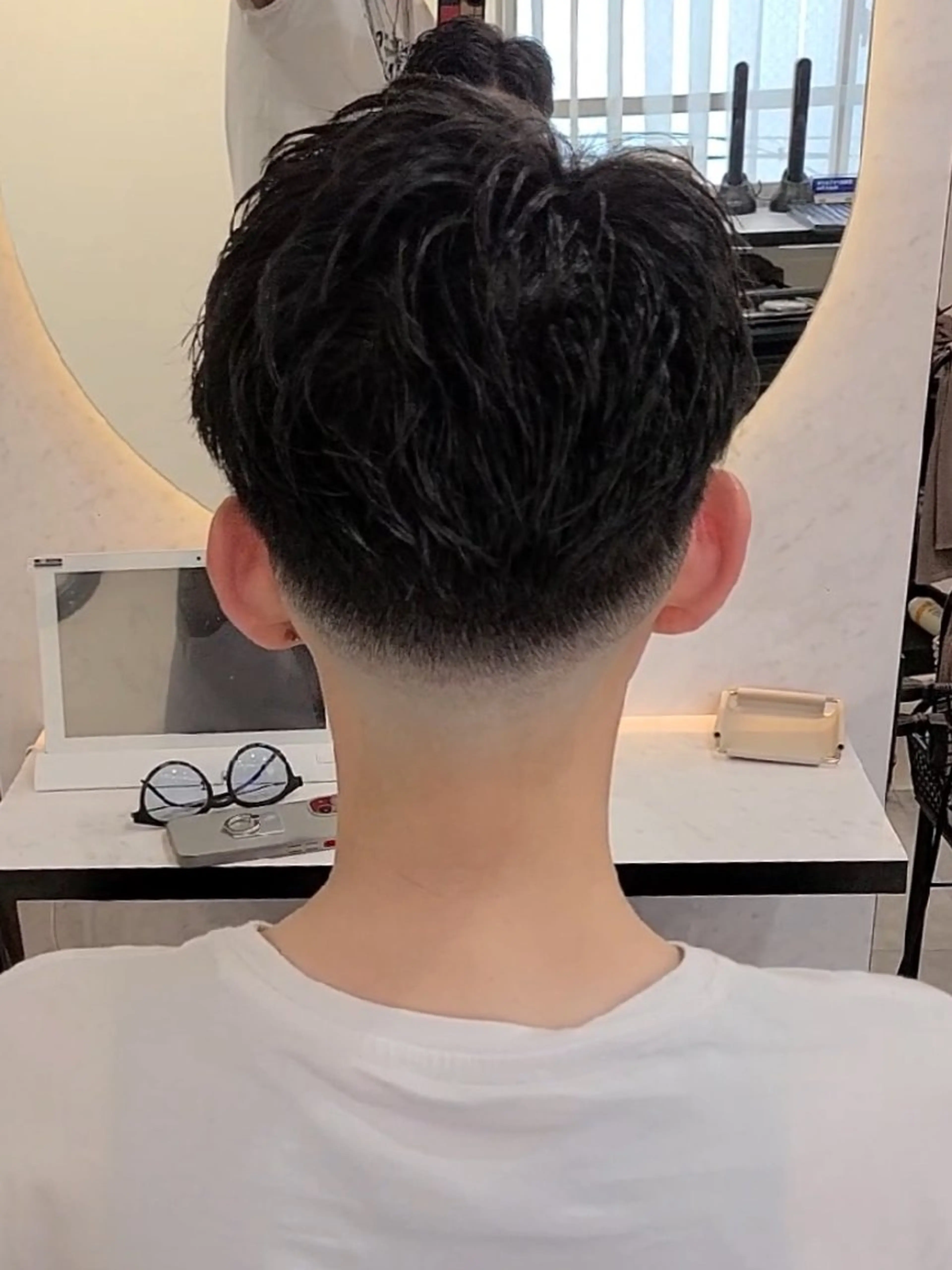 メンズ ミディアム フェードカット カット ヘアセット Lapis 名古屋駅前店所属・LEN名古屋/パーマ メンズ特化美容師のヘアスタイル