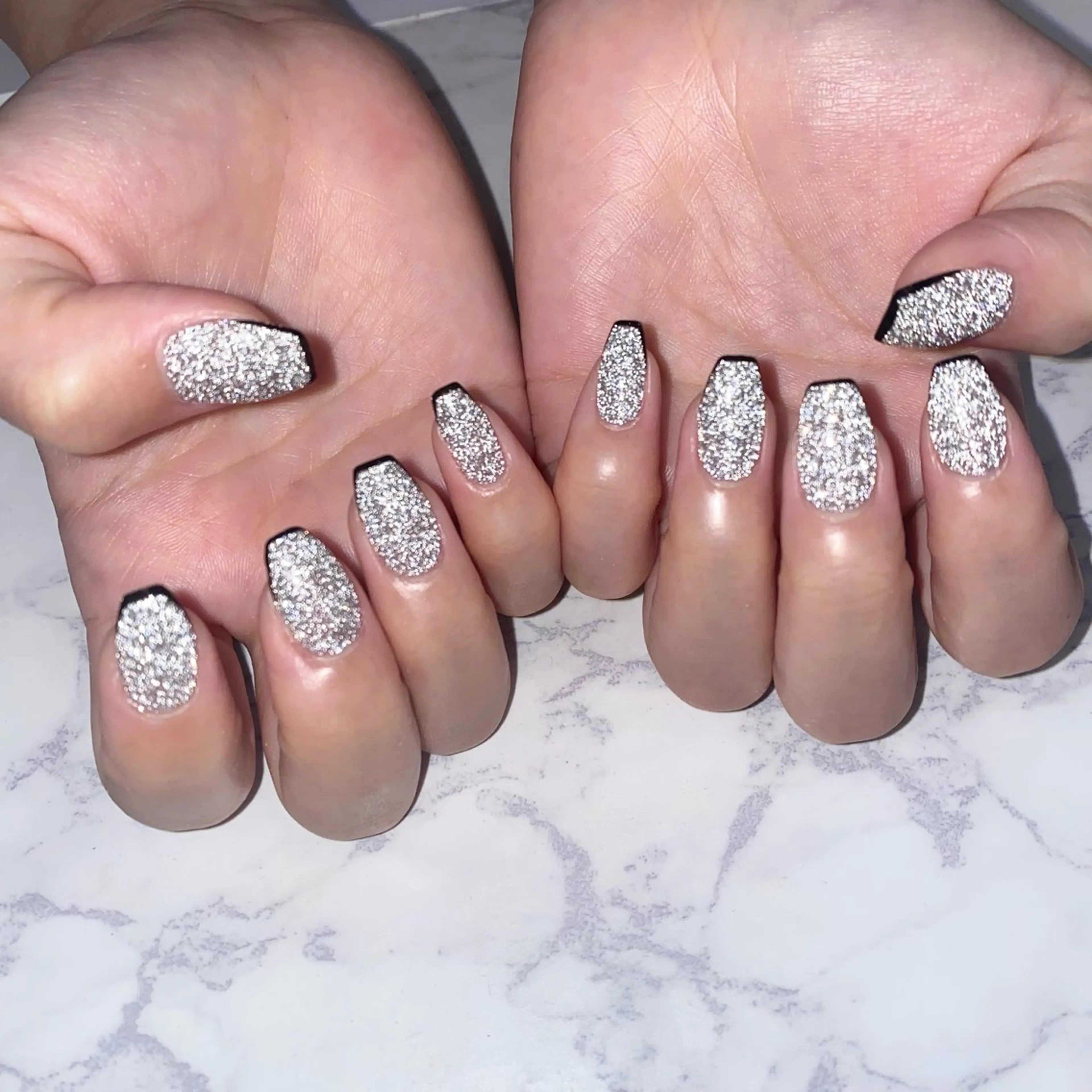 ネイル フラッシュネイル フレンチネイル オフィスネイル Nailsalon Merci所属・Merci momoのネイルデザイン