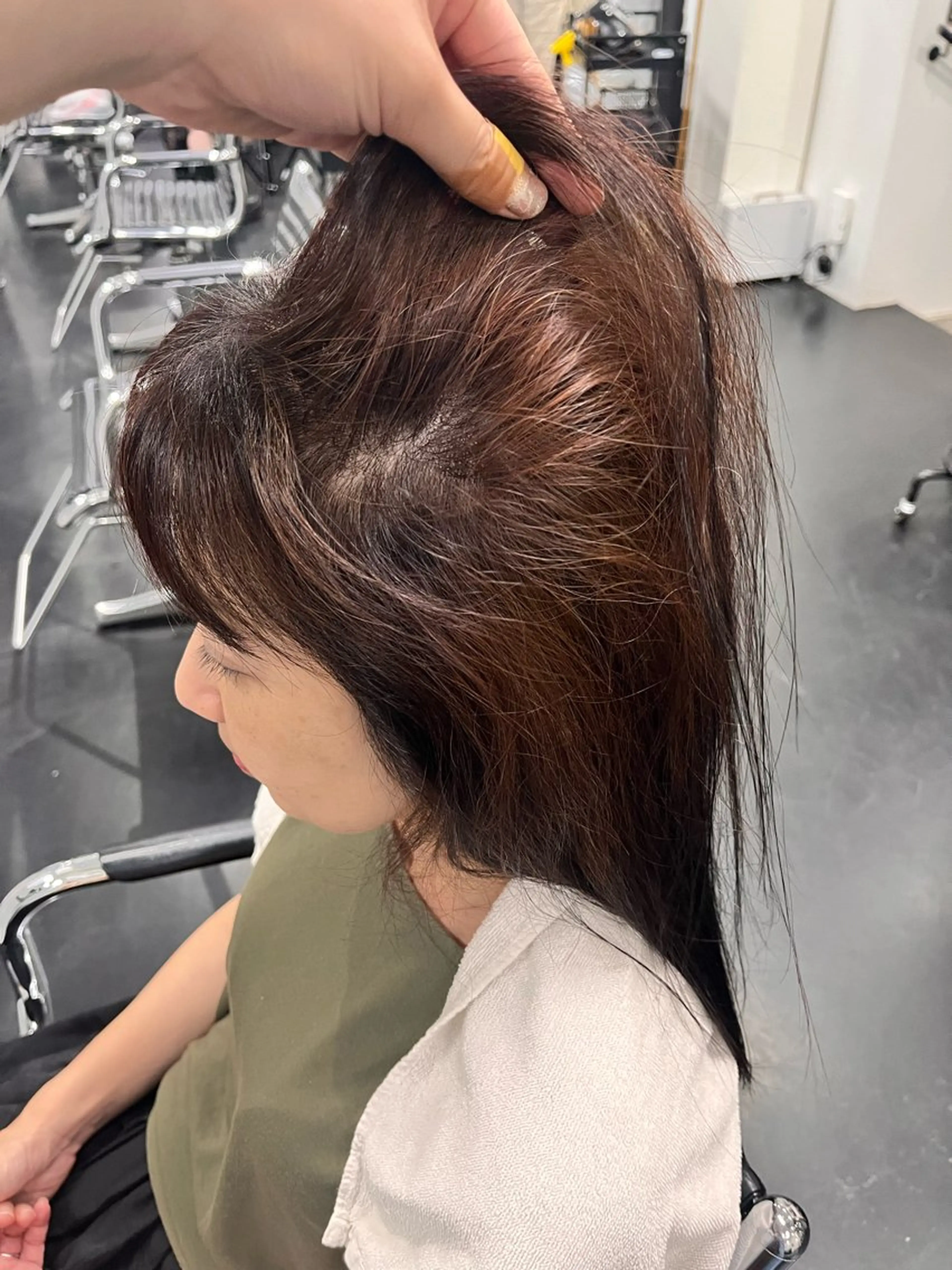 セミロング カラー Salon EF 名駅セントラル店所属・小木曽 芽生のマツエク・マツパデザイン