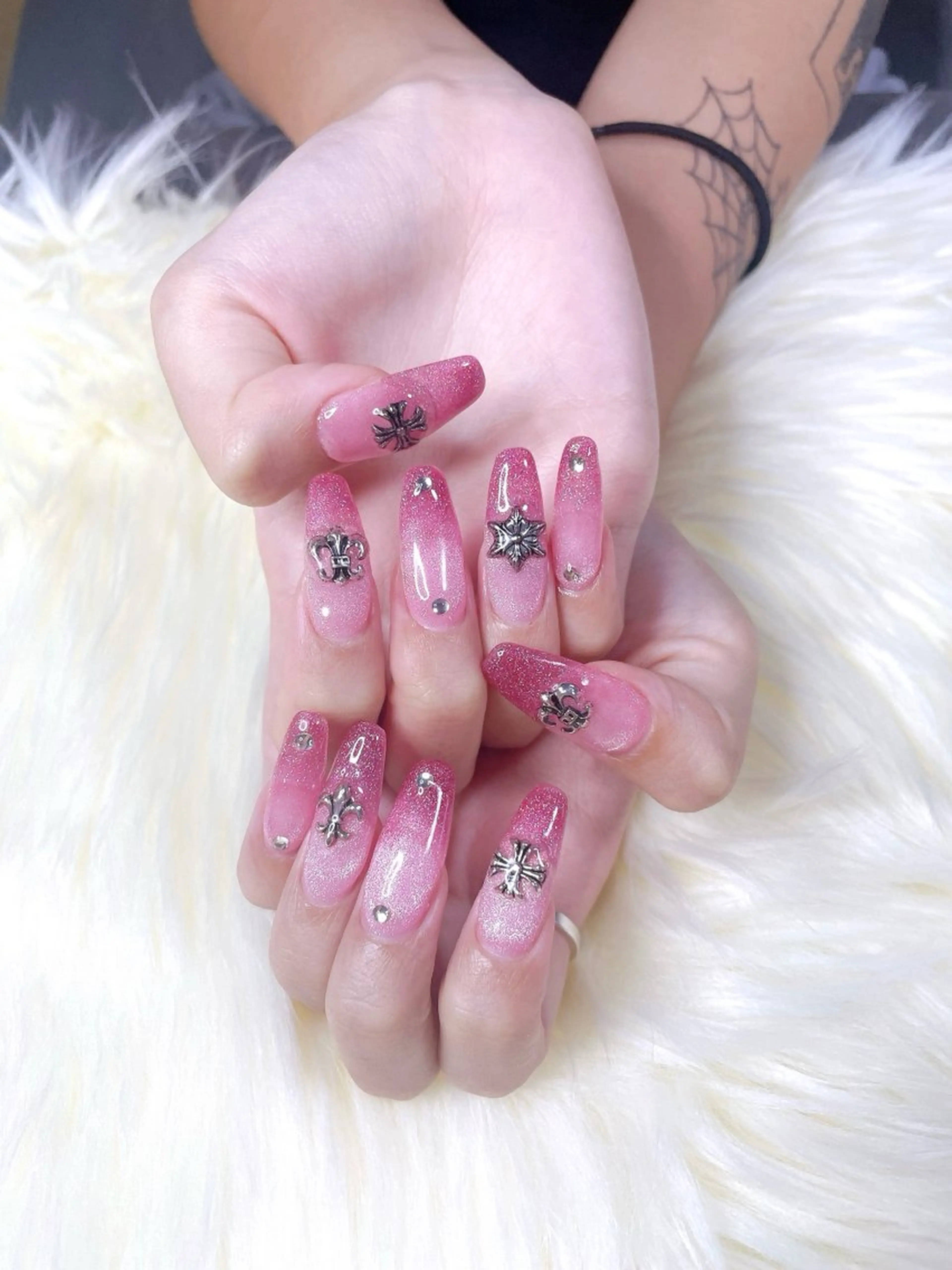 ネイル グラデーション ラメ(グリッター) ラメグラデーション マグネットネイル cherish nailのネイルデザイン