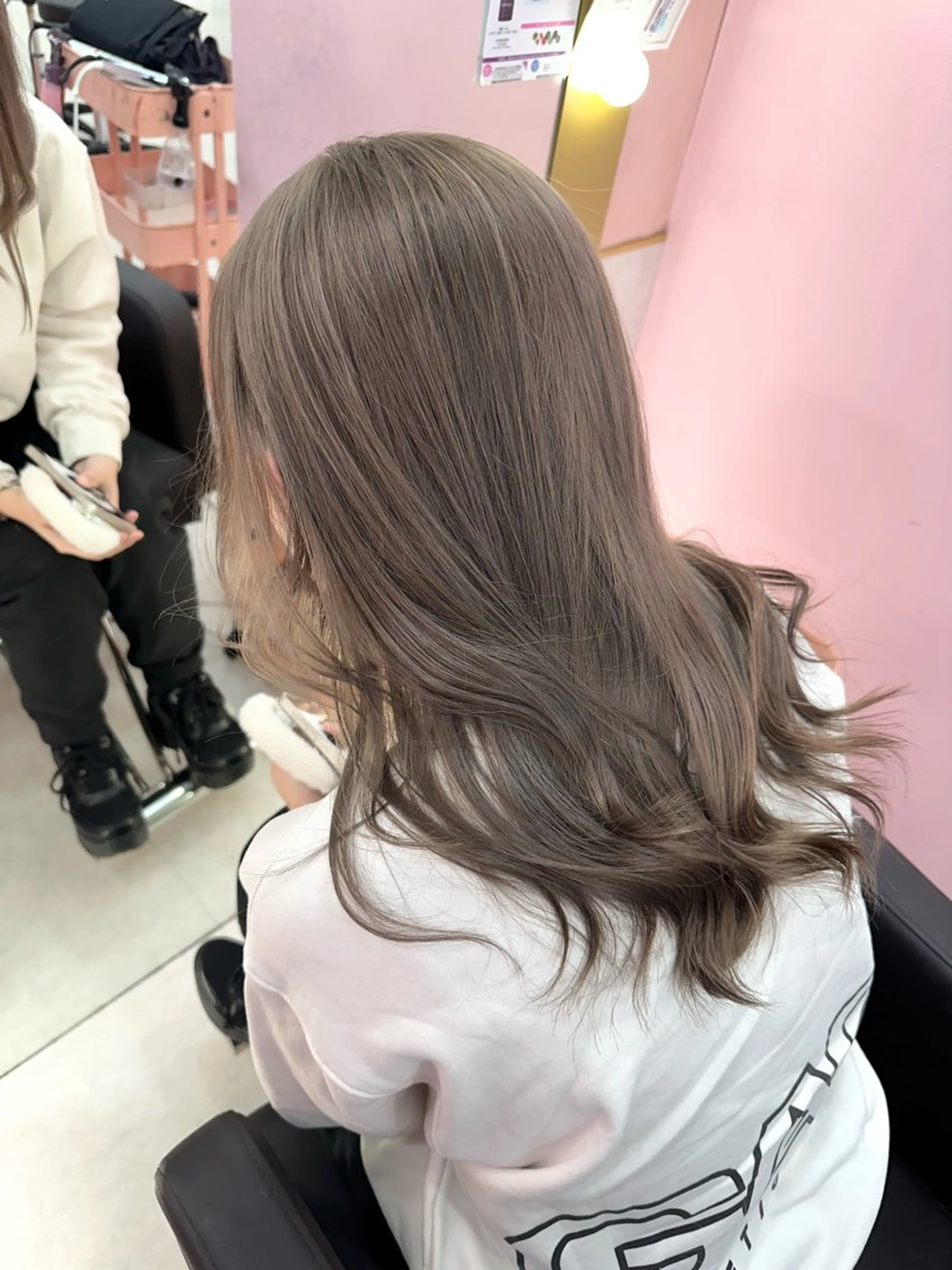 セミロング カラー ヘアカラー トリートメント 🦋艶髪ハイトーン KOKI🦋のヘアスタイル