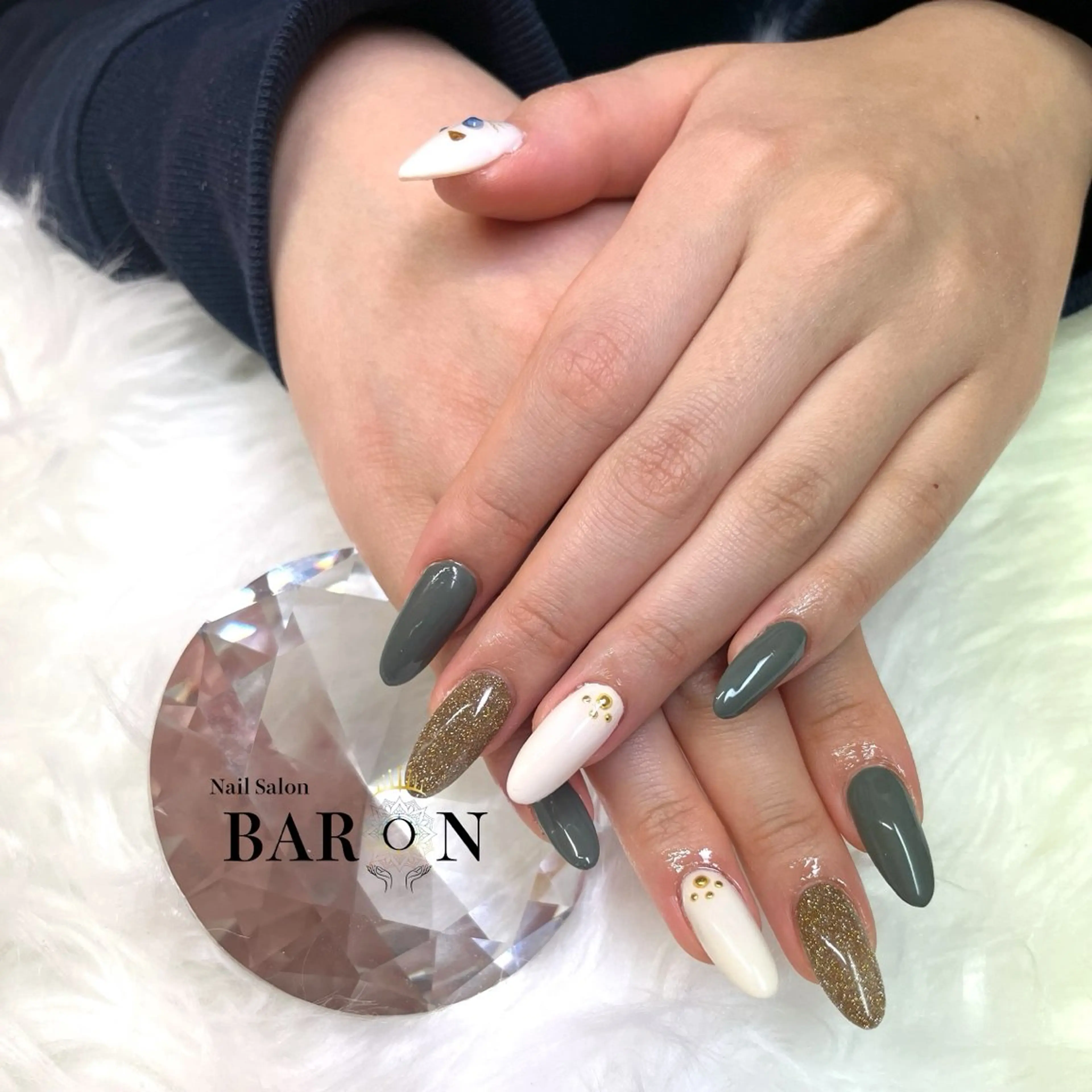 ネイル ハンドネイル 👑BARON👑 NATSUMIのネイルデザイン