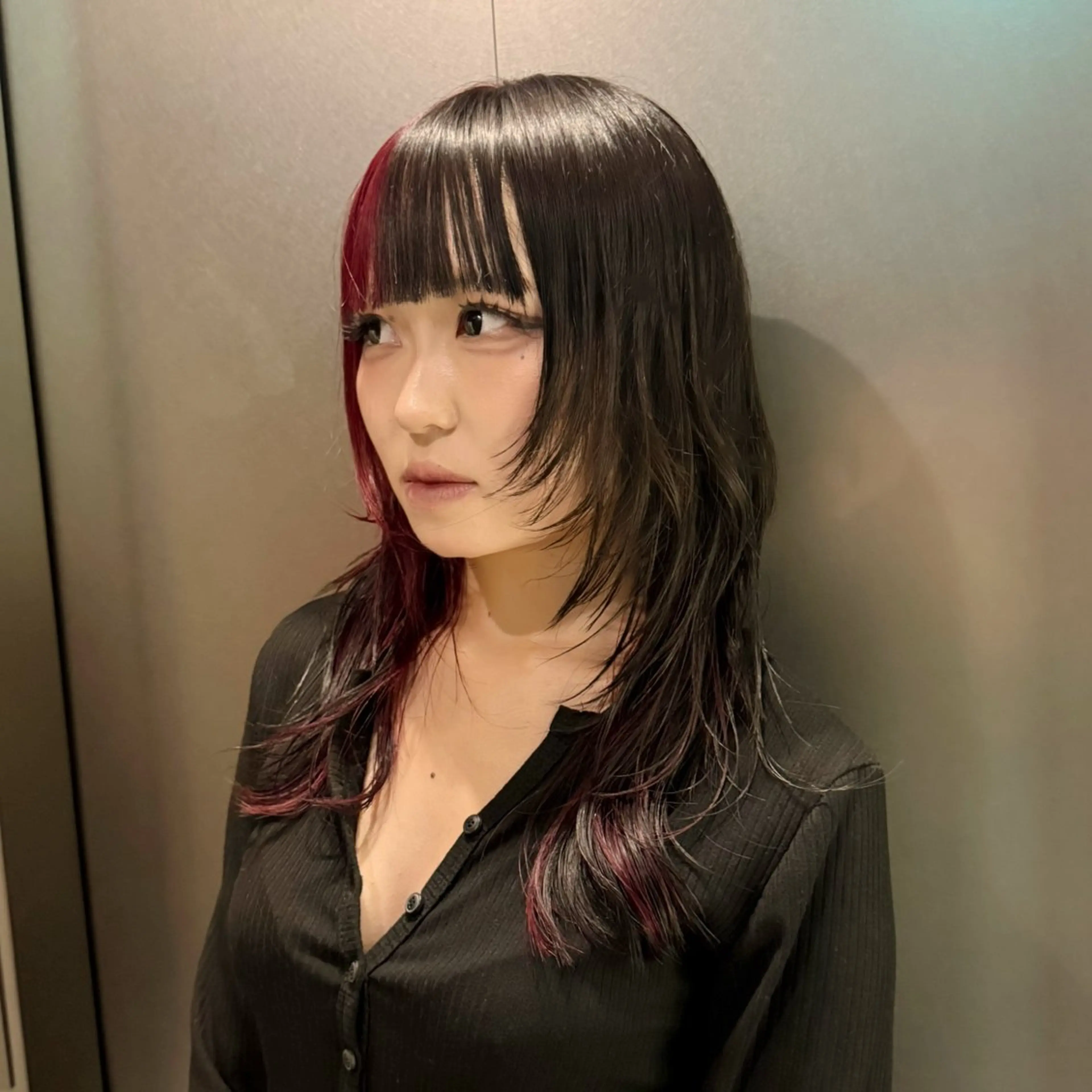 セミロング カラー デザインカラー レイヤーカット カット ヘアカラー トリートメント 自分だけの/暖色/ レイヤー/ゆいかずきのヘアスタイル
