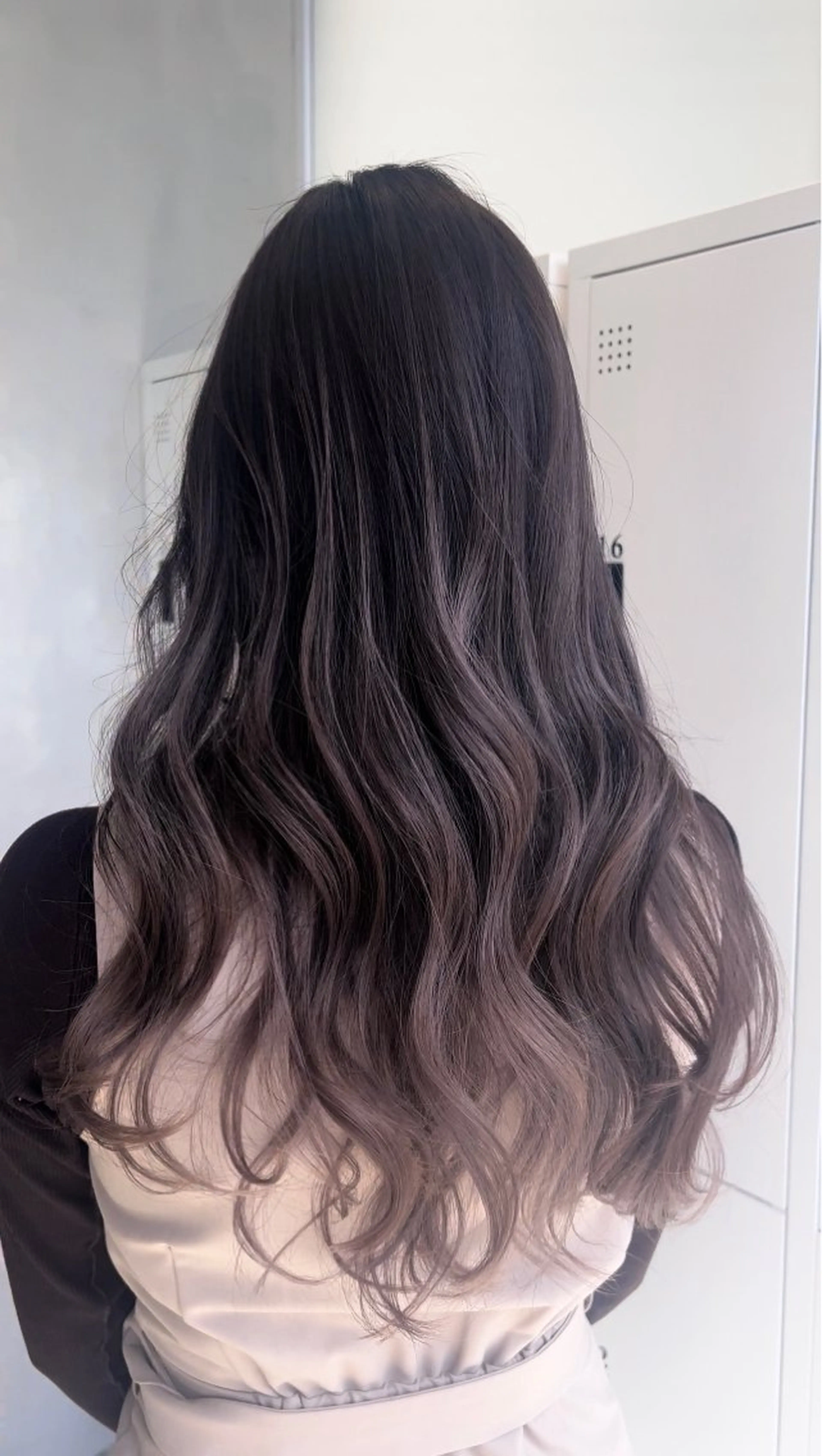 ロング カラー バレイヤージュ レイヤーカット ヘアカラー トリートメント 渋谷ハイトーン/ デザインカラー阿部のヘアスタイル