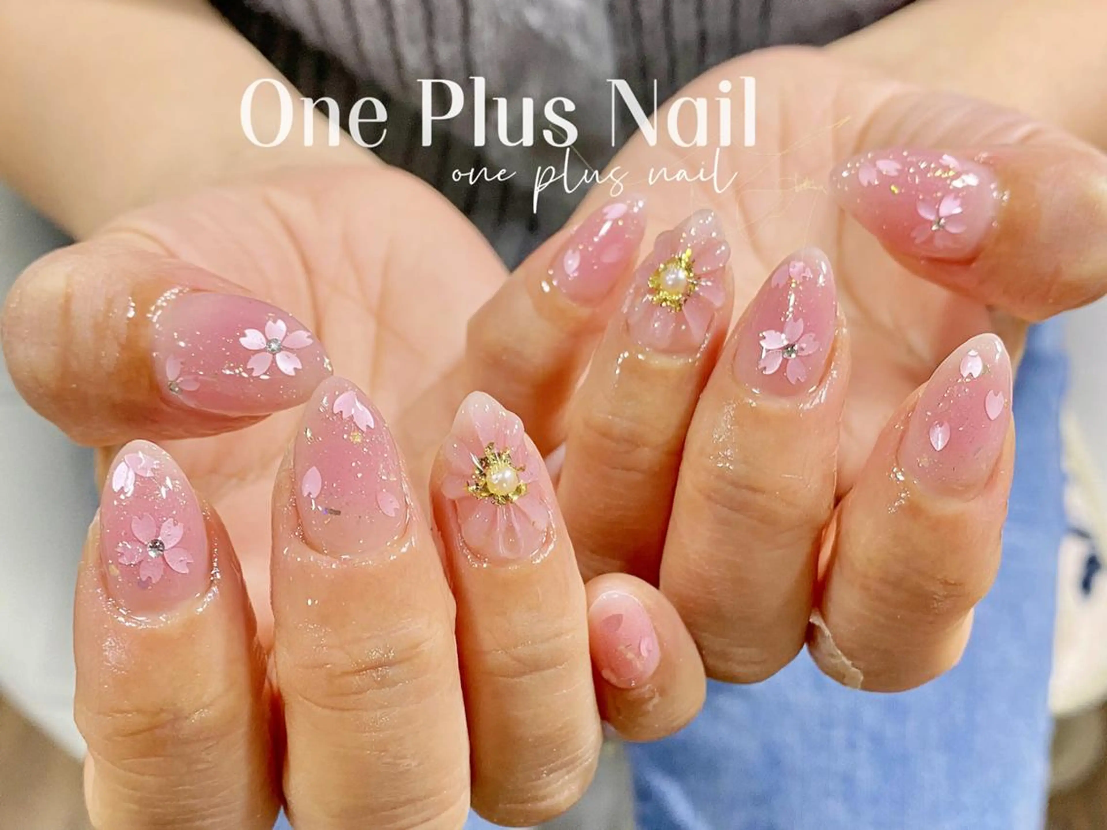 ネイル ガーリー ハート キラキラネイル 韓国ネイル ロングネイル One Plus Nail Salonのネイルデザイン