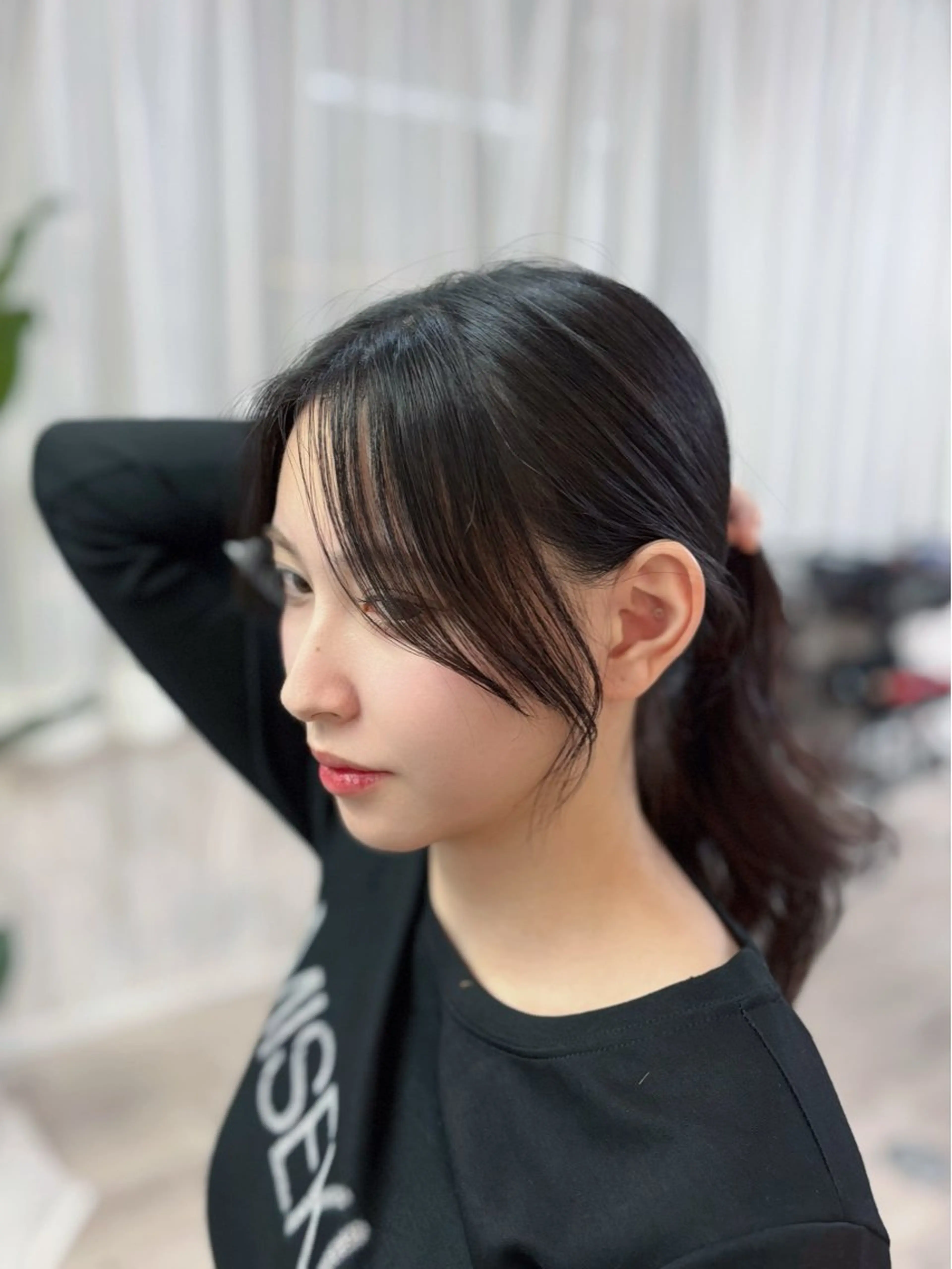 ロング カラー 顔周りカット カット ヘアカラー 越冨 晃平のヘアスタイル