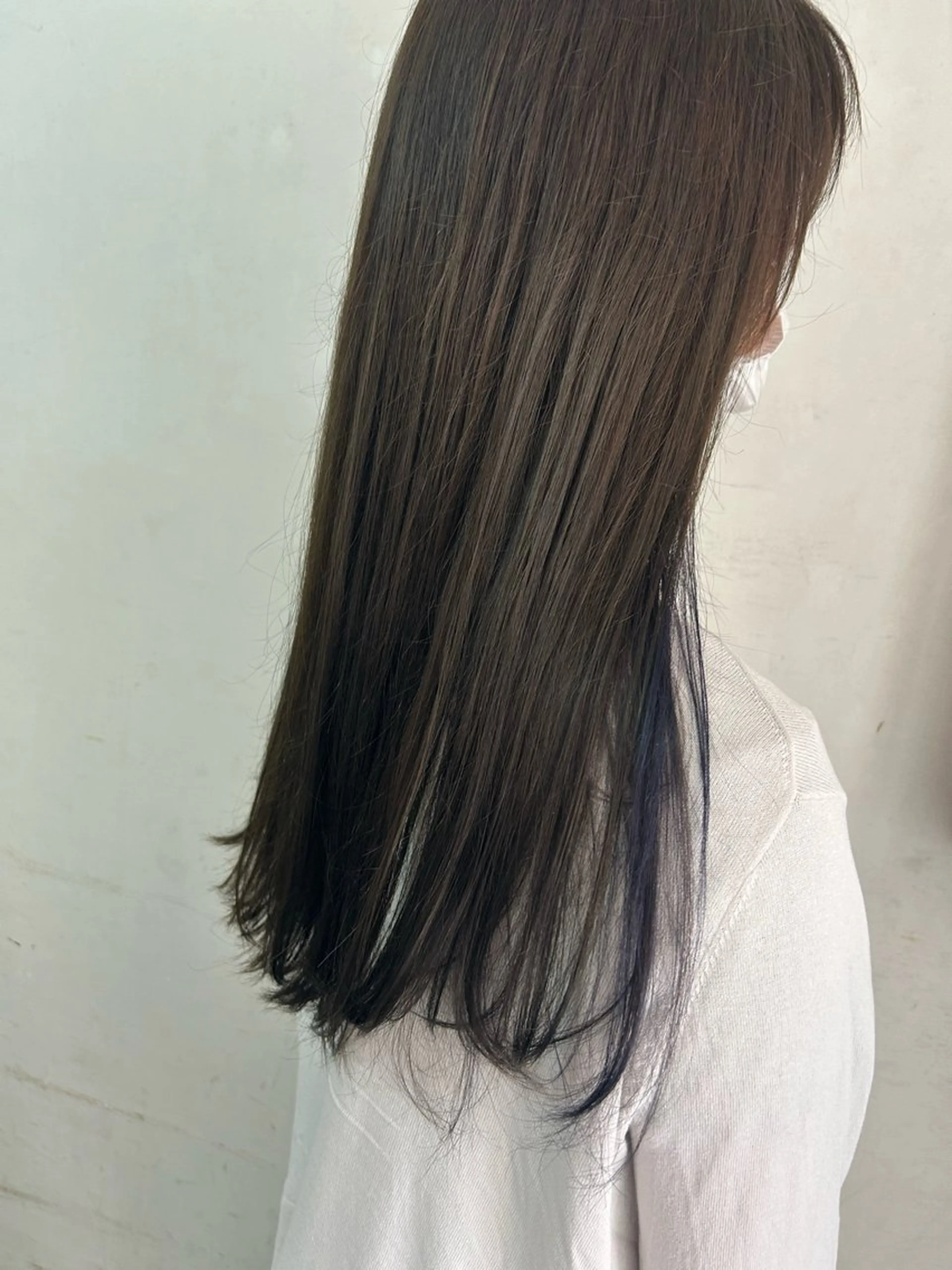 ロング カラー ヘアカラー 志賀 菜妃のヘアスタイル