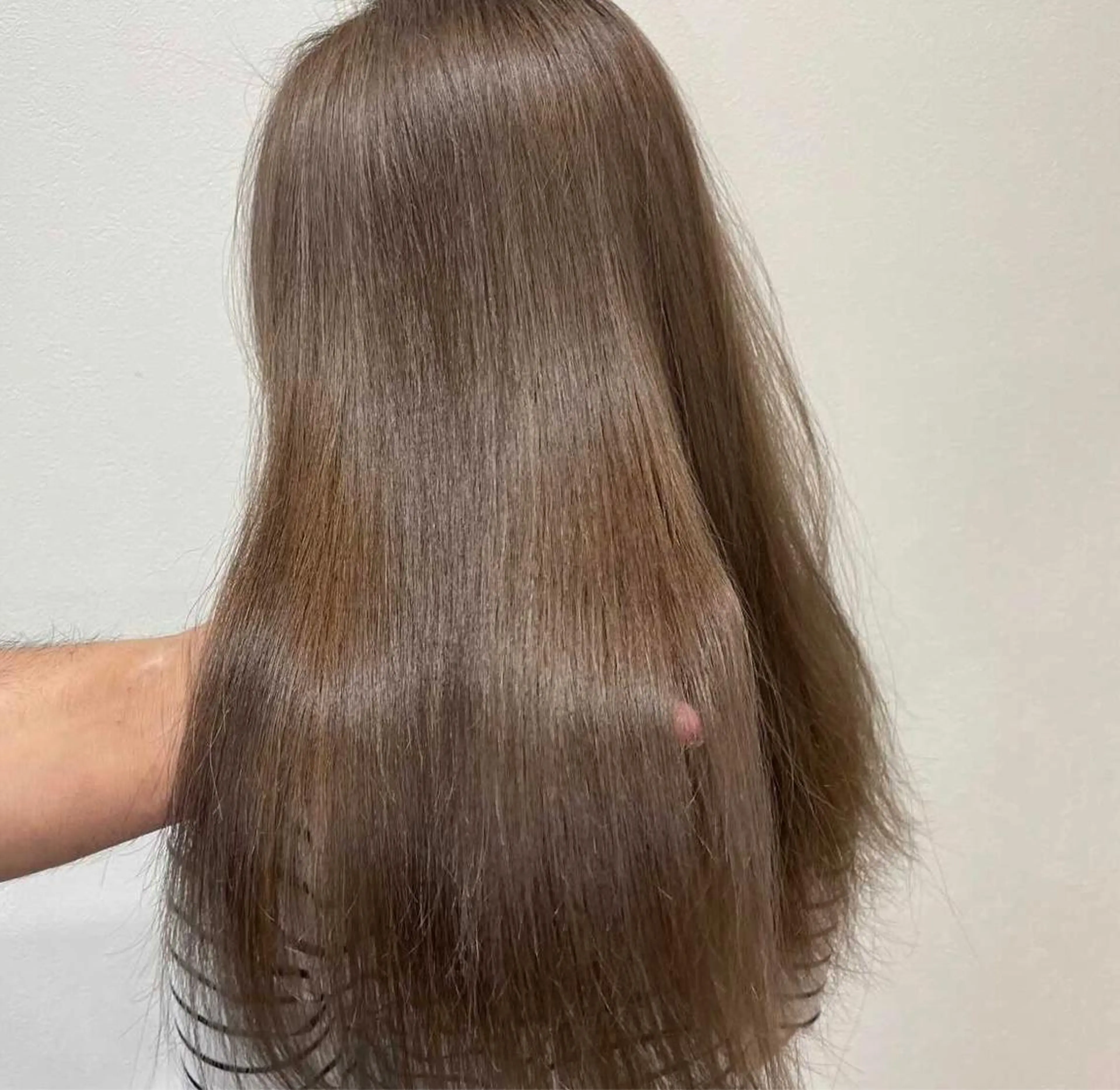 ロング 黒田 菜結のヘアスタイル