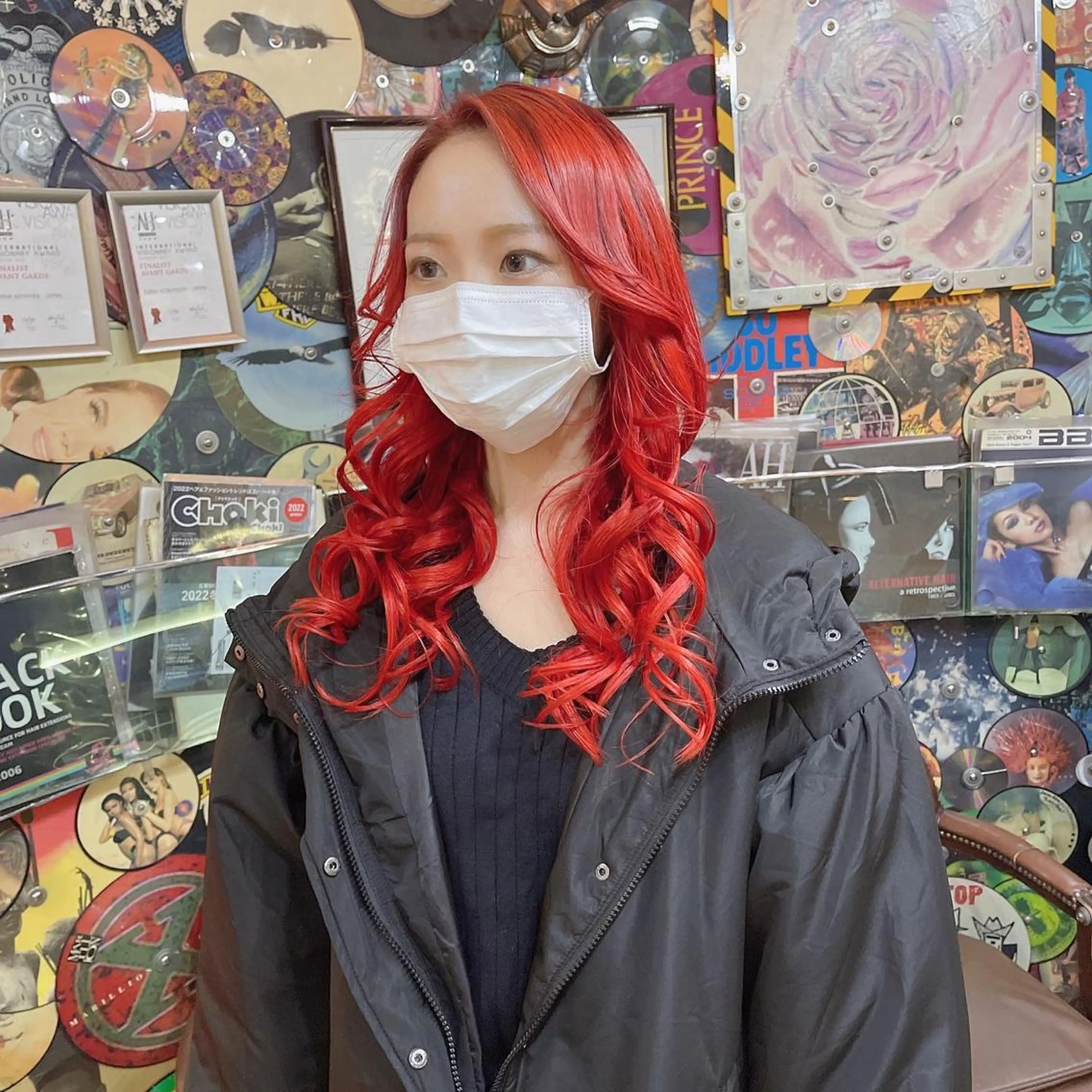 ロング カラー ヘアアレンジ 編み込みエクステ ブリーチ ケアブリーチ ハイトーンカラー エクステ haco+所属・🌈派手髪エクステ ブレイズ🌈ひろとのヘアスタイル