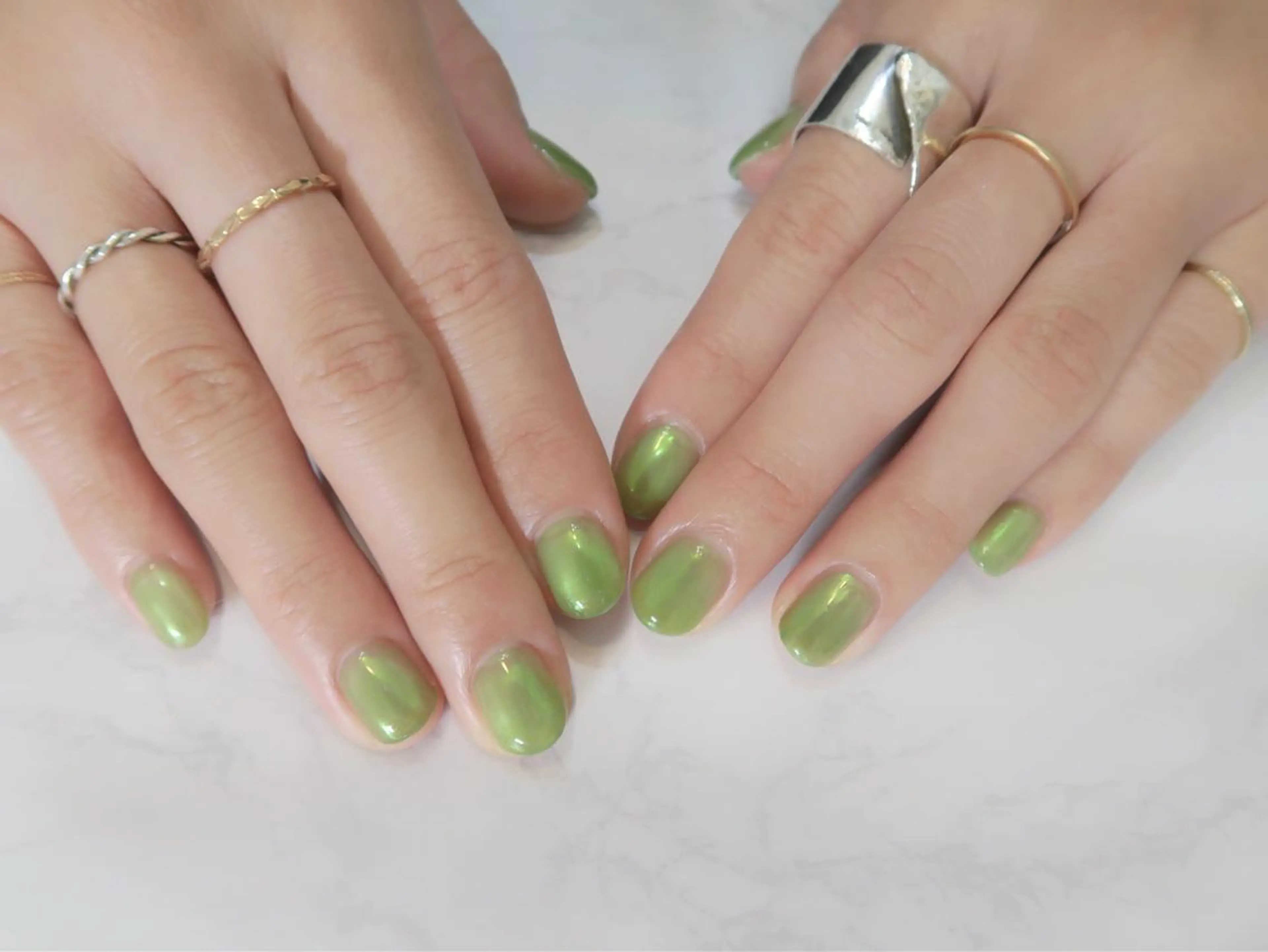 ネイル gloss nail 代々木上原のネイルデザイン