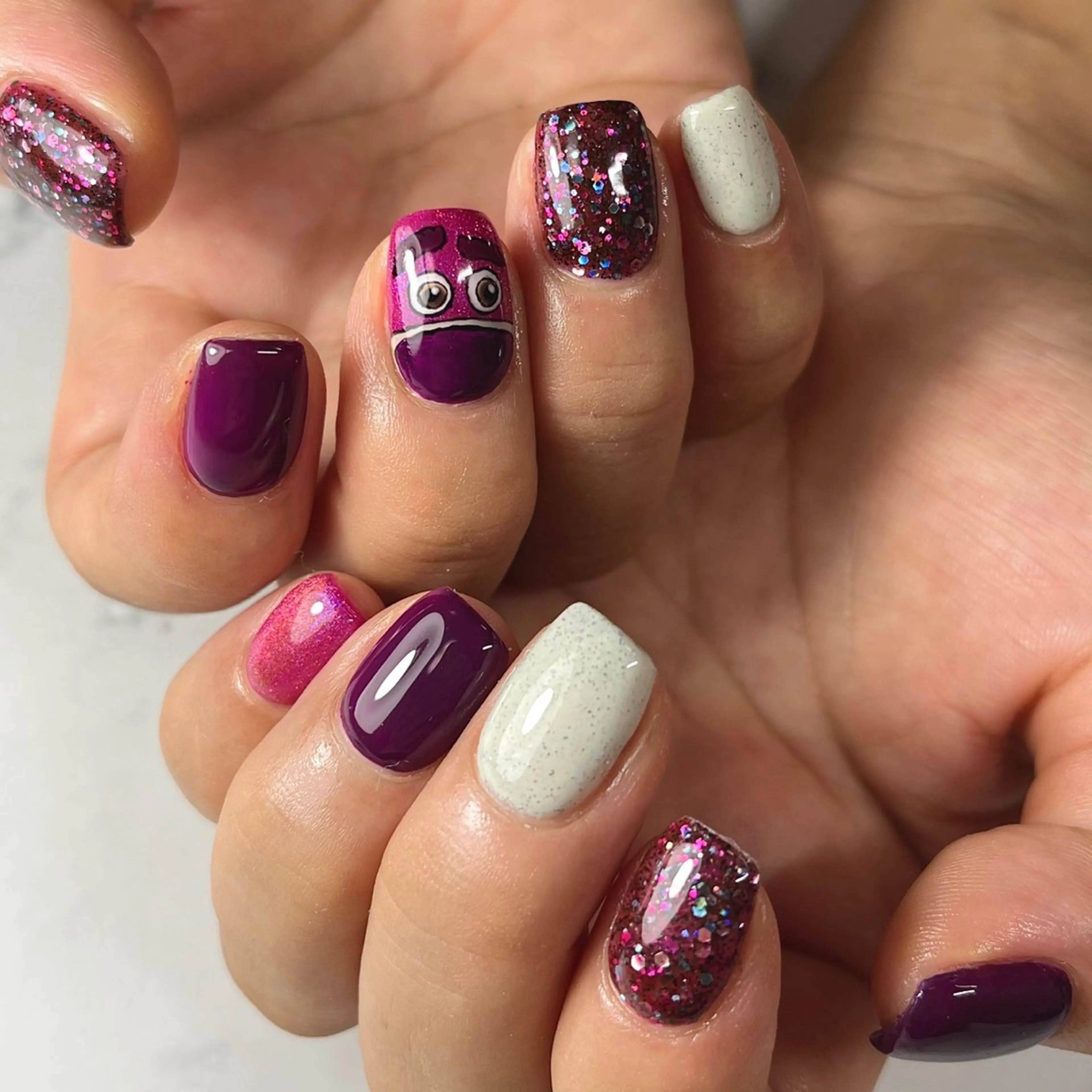 ネイル ラメ(グリッター) ワンカラーネイル ピンク パープル スクエアネイル ハンドネイル NAIL NOWのネイルデザイン