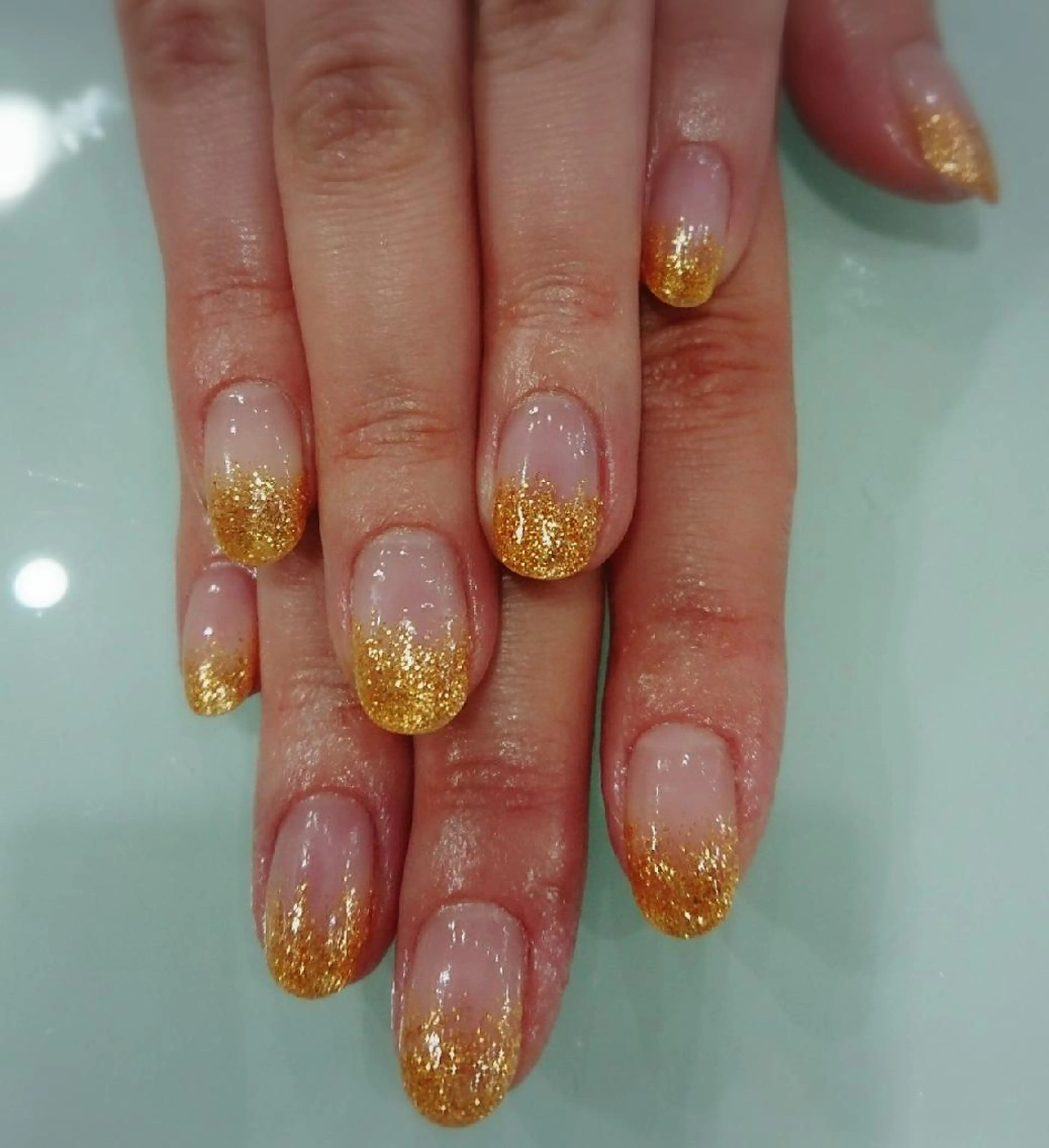 ネイル ゴールド ゴージャス ラ・クレア所属・井川 佳奈のネイルデザイン
