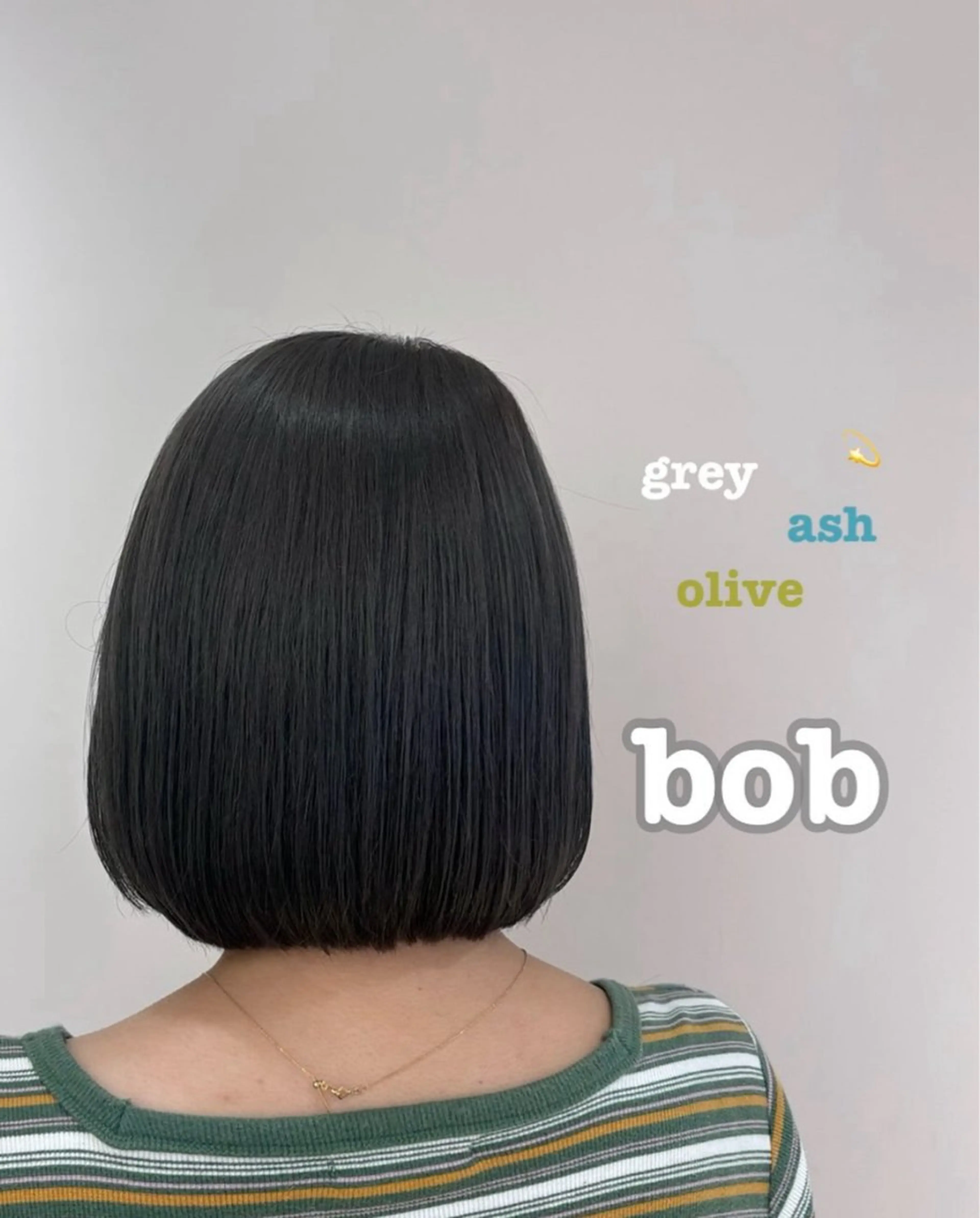 ショート カラー アッシュ アッシュグレー アッシュグレージュ 透明感カラー ダークアッシュ カット ヘアカラー トリートメント サイトウ アカネのヘアスタイル