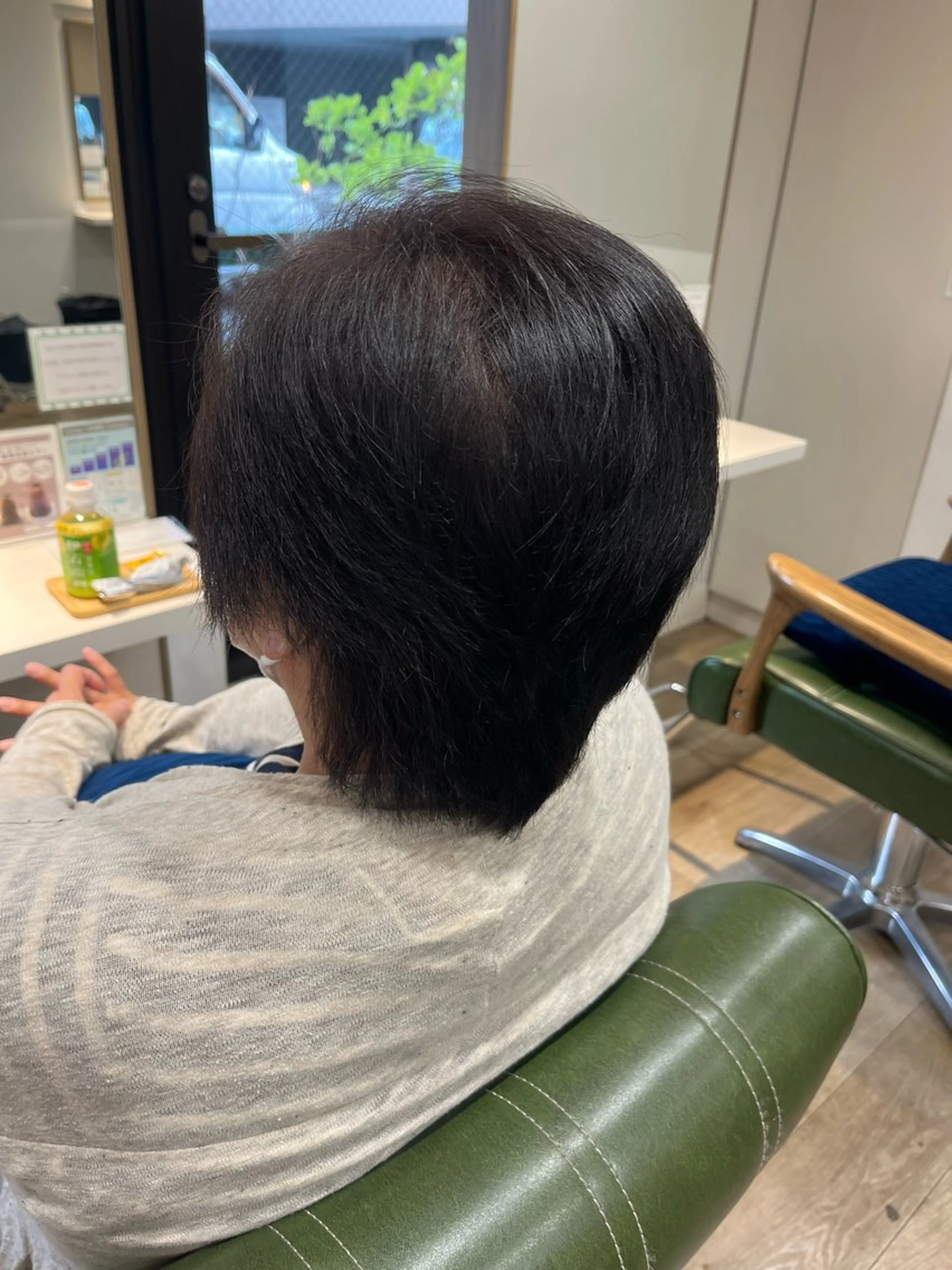 ショート カラー ブラウンカラー ナチュラルブラウン 小鴨 美佳のヘアスタイル