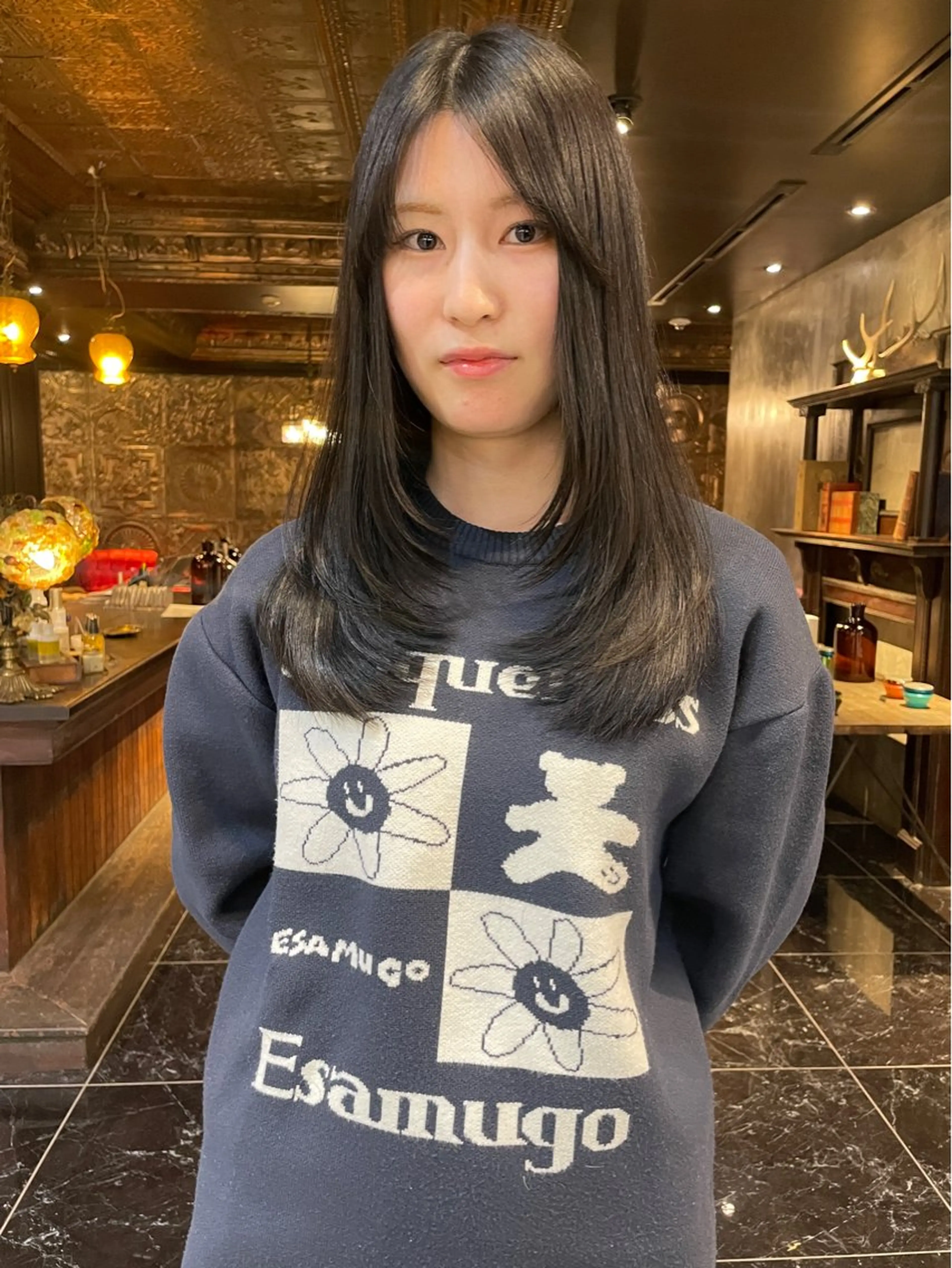 ミディアム カラー カット ヘアカラー トリートメント レイヤー/ 透明感カラー/マドカのヘアスタイル
