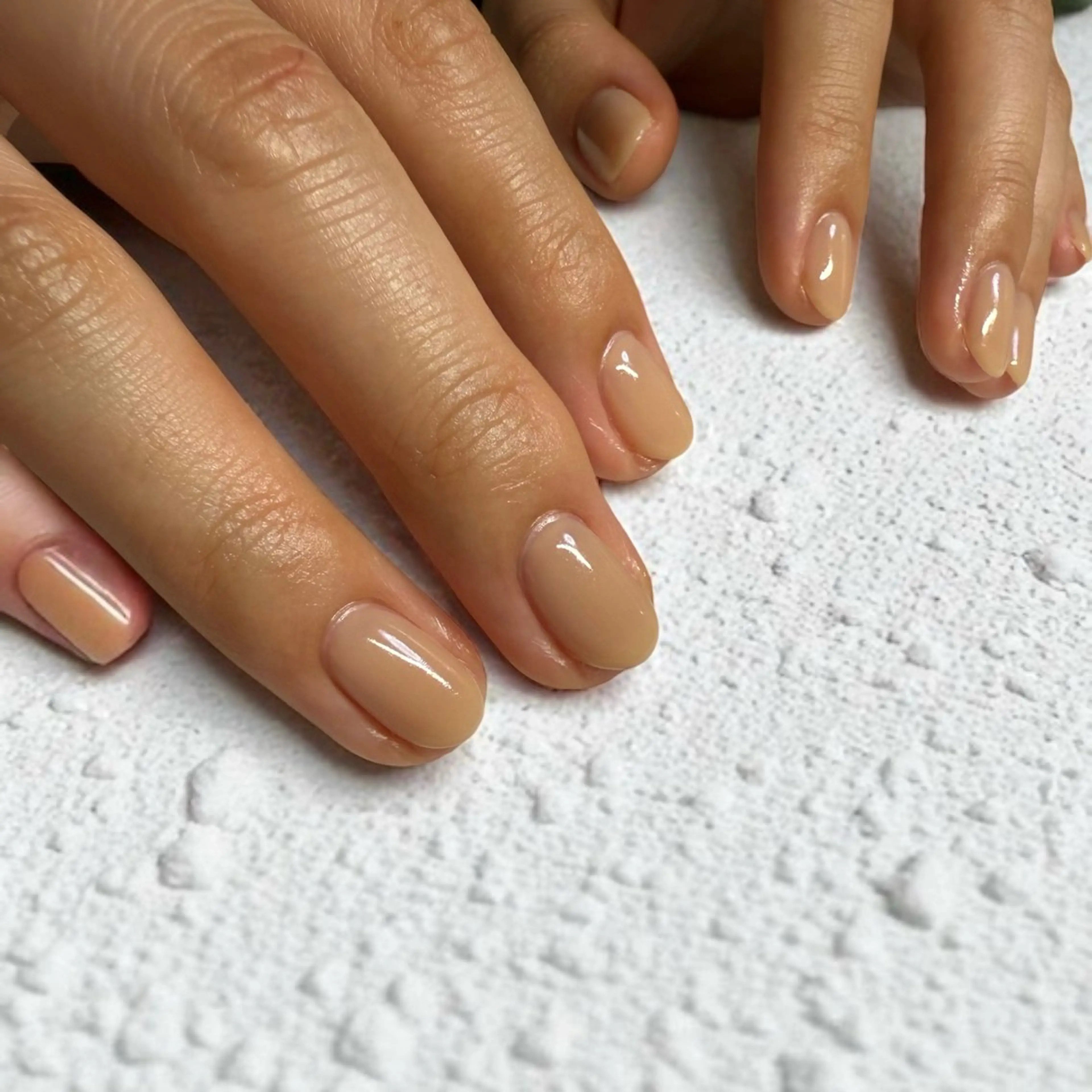 ネイル ジェルネイル ハードジェル ハンドネイル ハンドケア nail salon　Natural Cure所属・平井 彩香のネイルデザイン