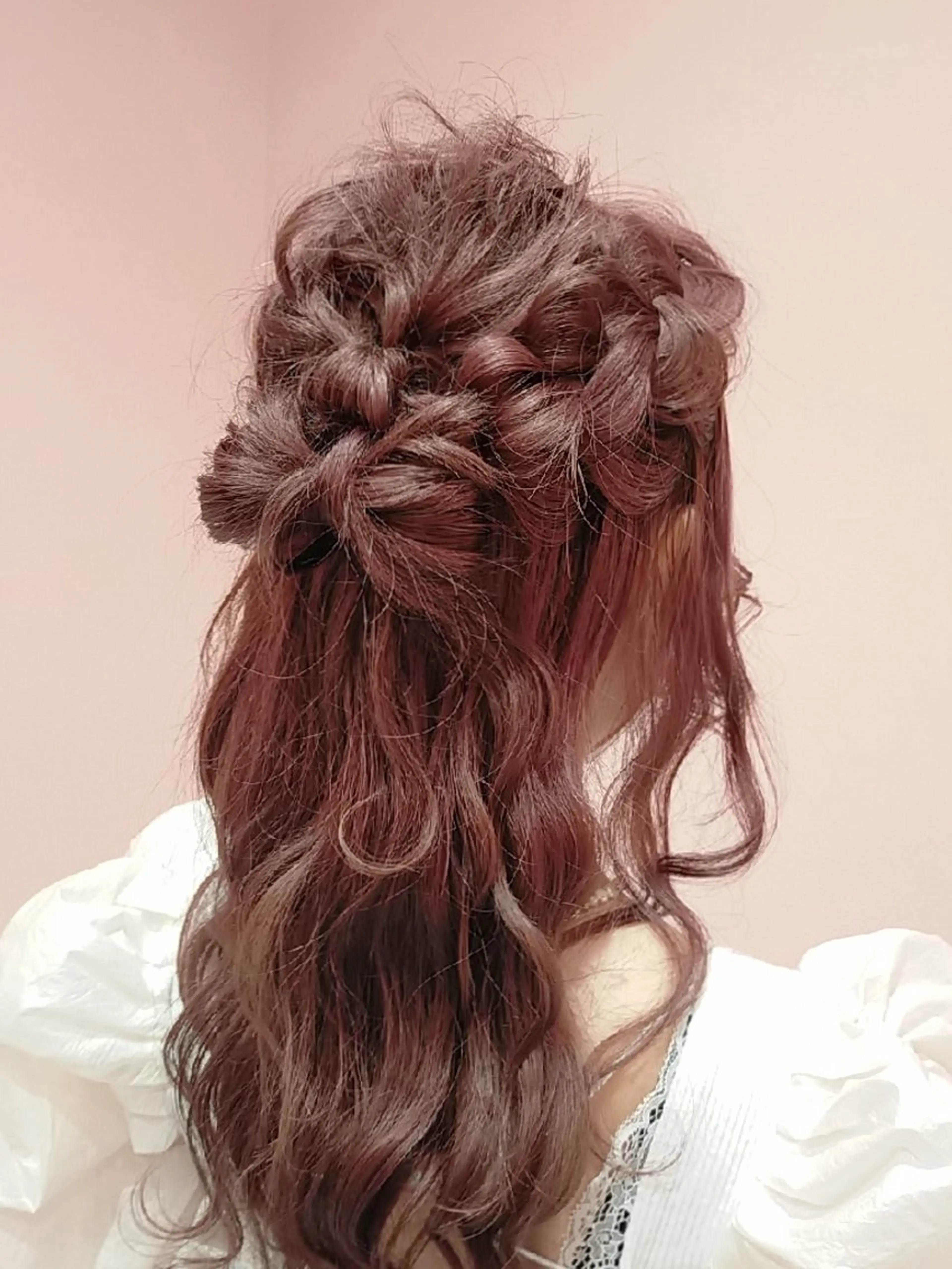 ヘアアレンジ ハーフアップ ヘアセット Liberty 🎀 𝕂𝕒𝕟𝕟𝕒のヘアスタイル