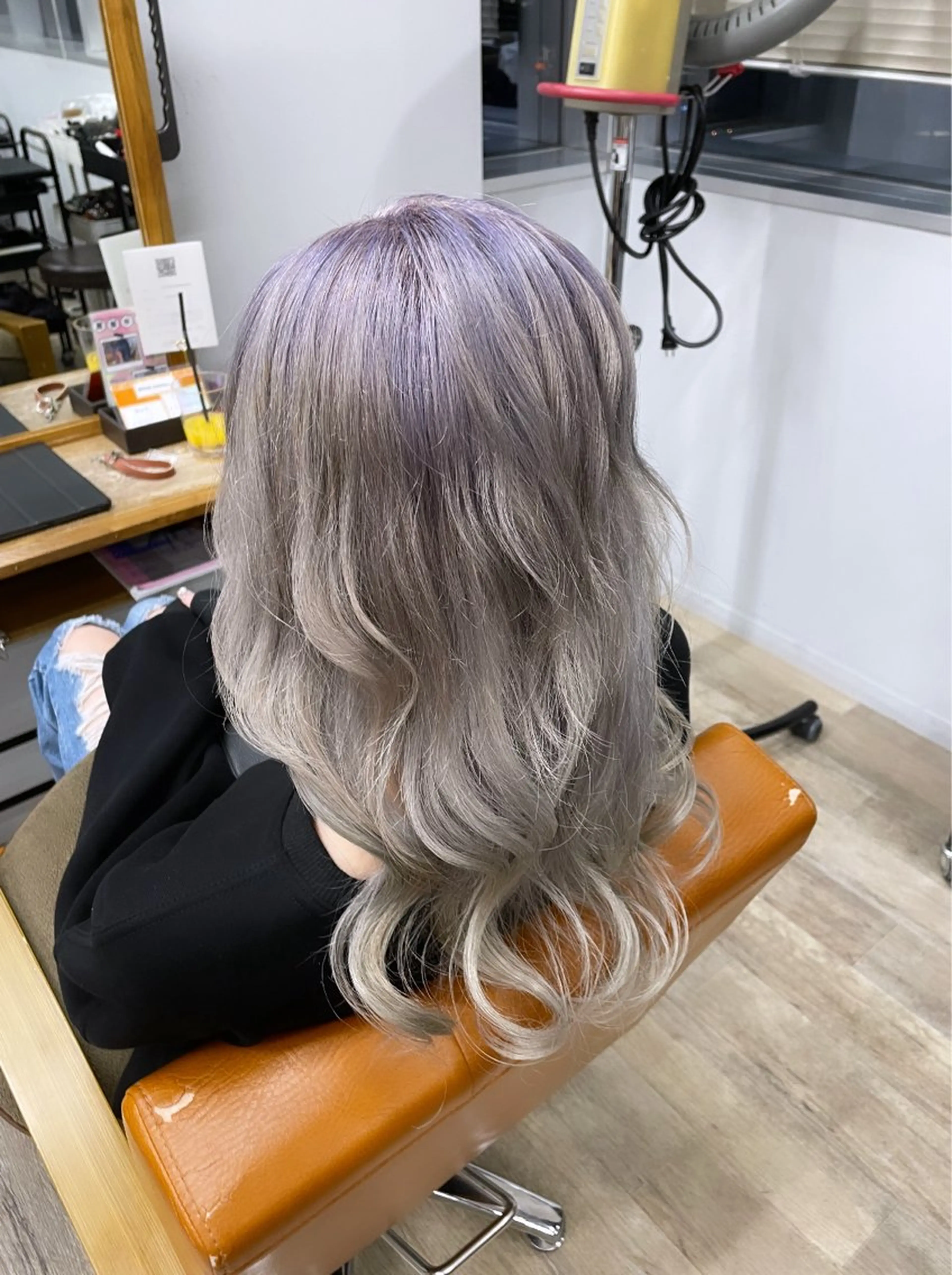ロング カラー ラベンダーカラー Nail &Beauty by UNO伊勢原所属・COCO .のヘアスタイル