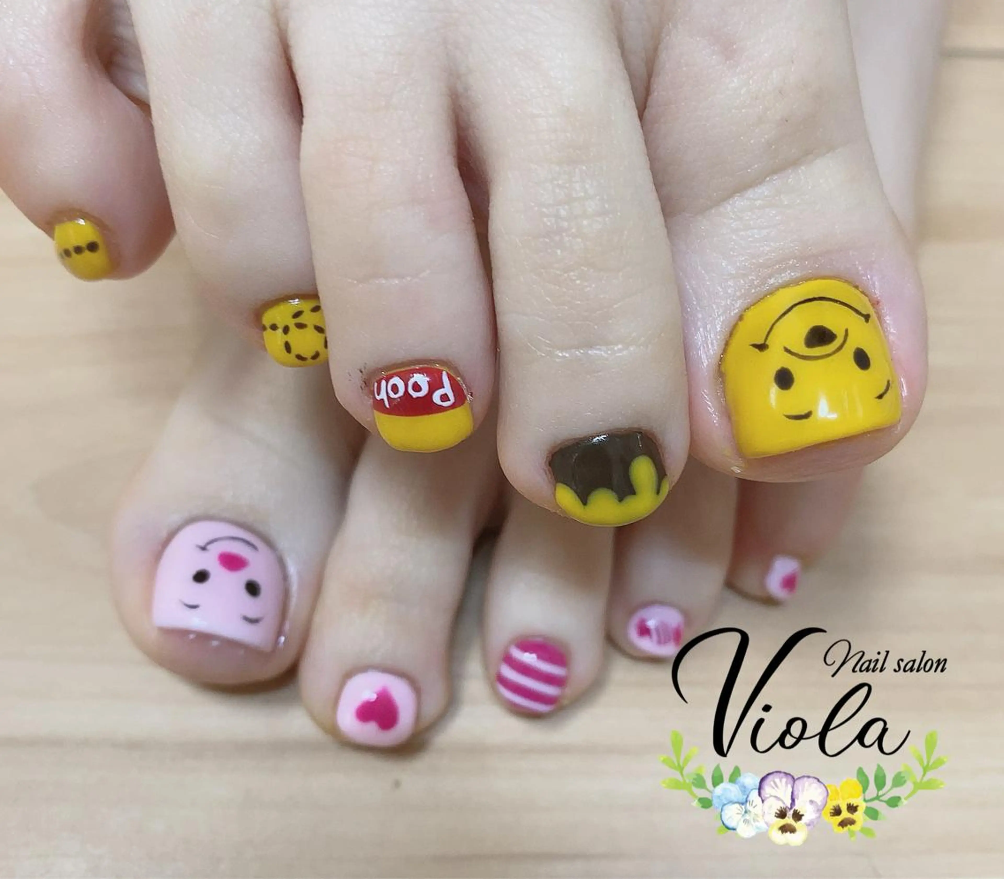 ネイル フットネイル フットネイル Nailsalon Viola所属・ネイルサロン Violaのネイルデザイン