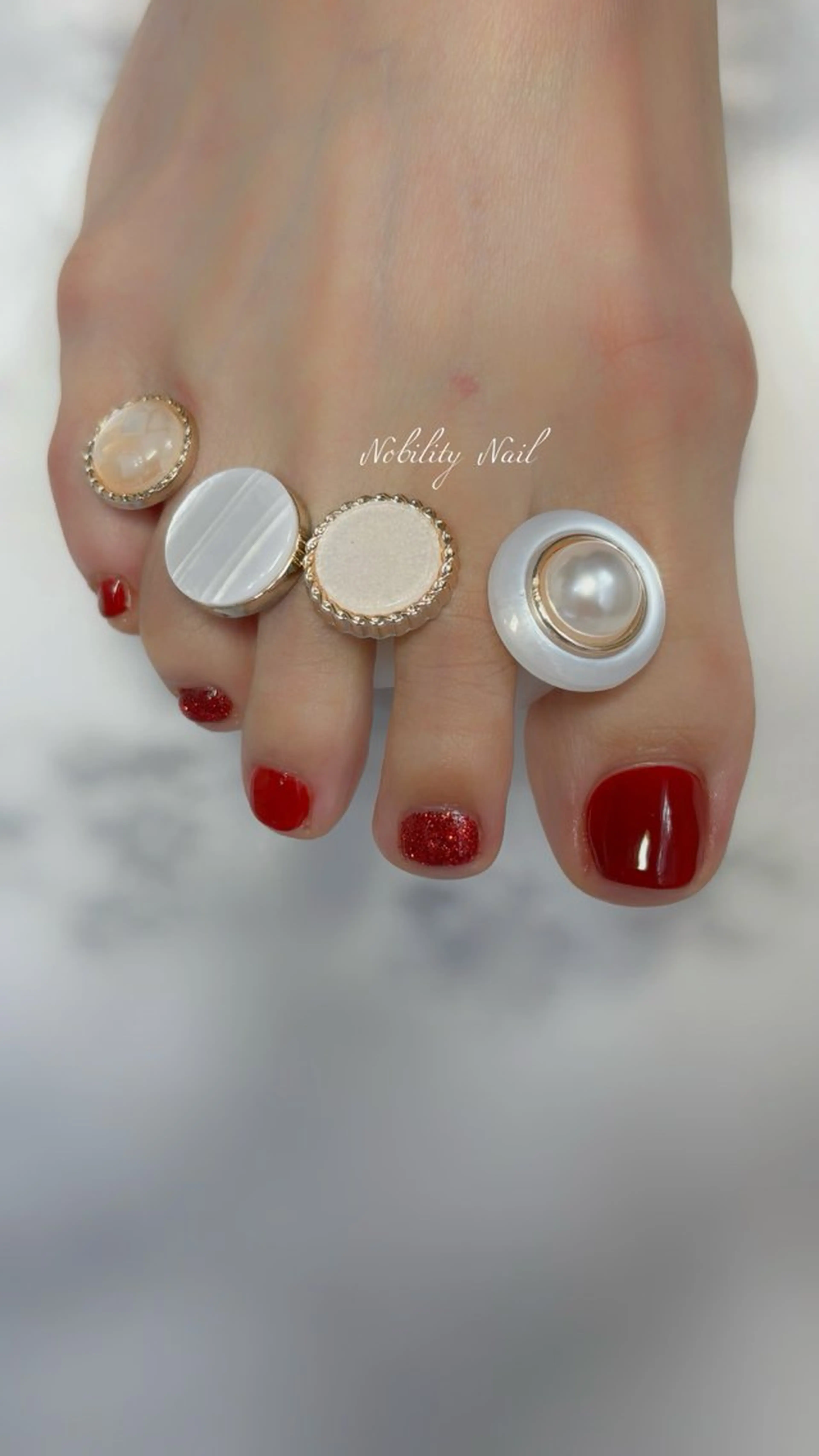 ネイル フットネイル ジェルネイル ネイルサロンNobilityNail所属・風口 麻由子のネイルデザイン