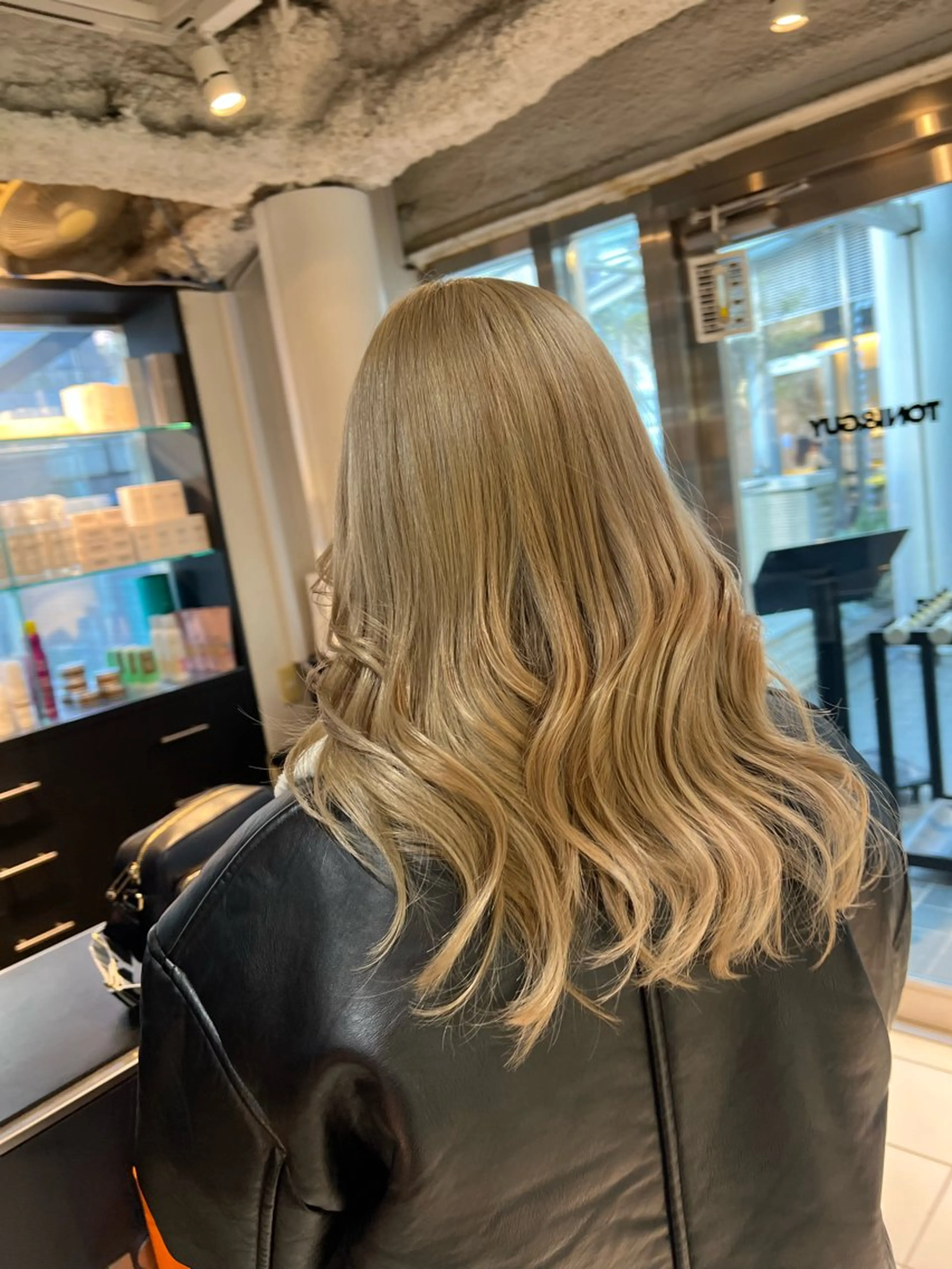 ロング ハッタ ミクのヘアスタイル