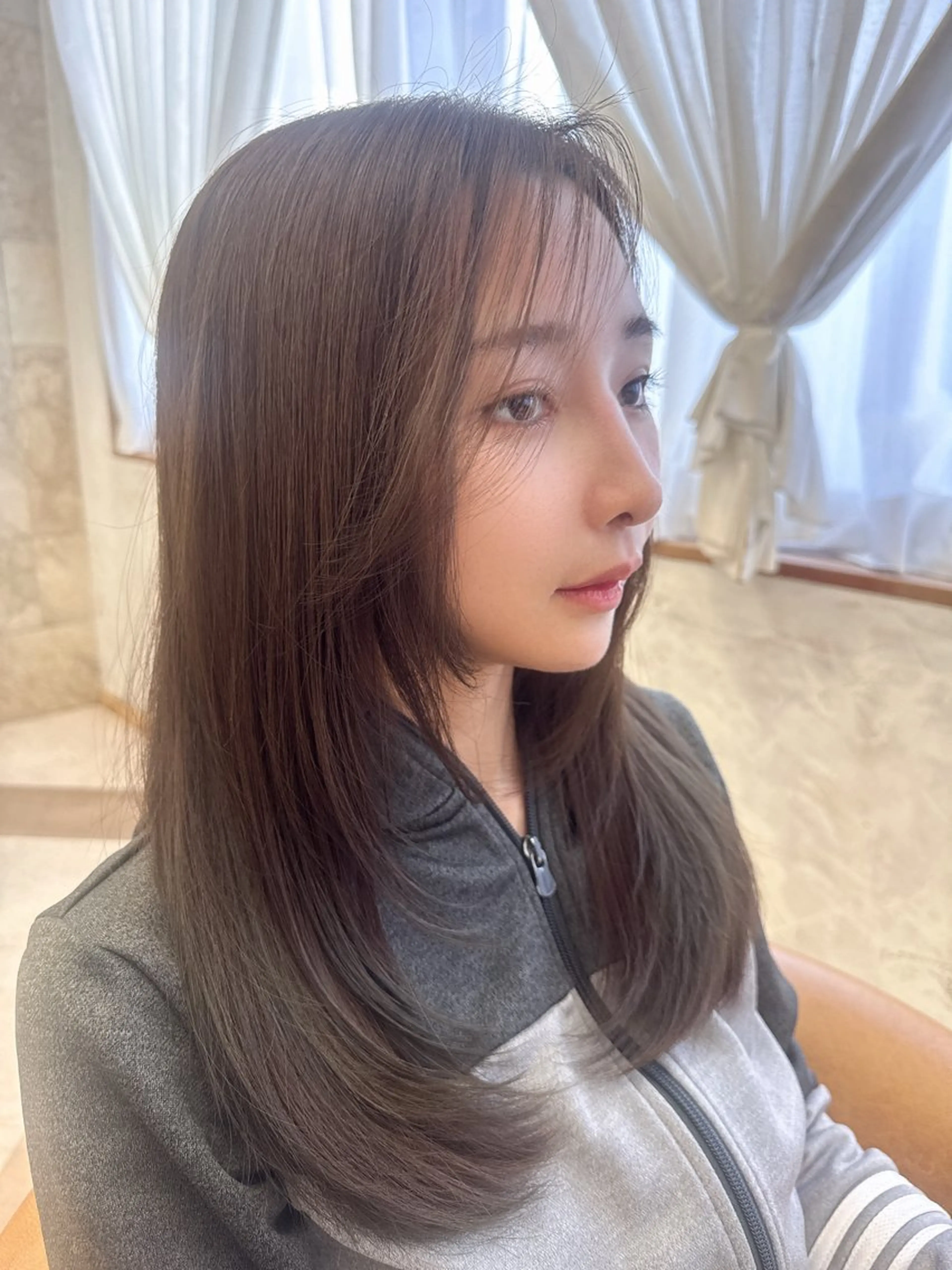 ミディアム ヘアカラー 橋本 りくのヘアスタイル