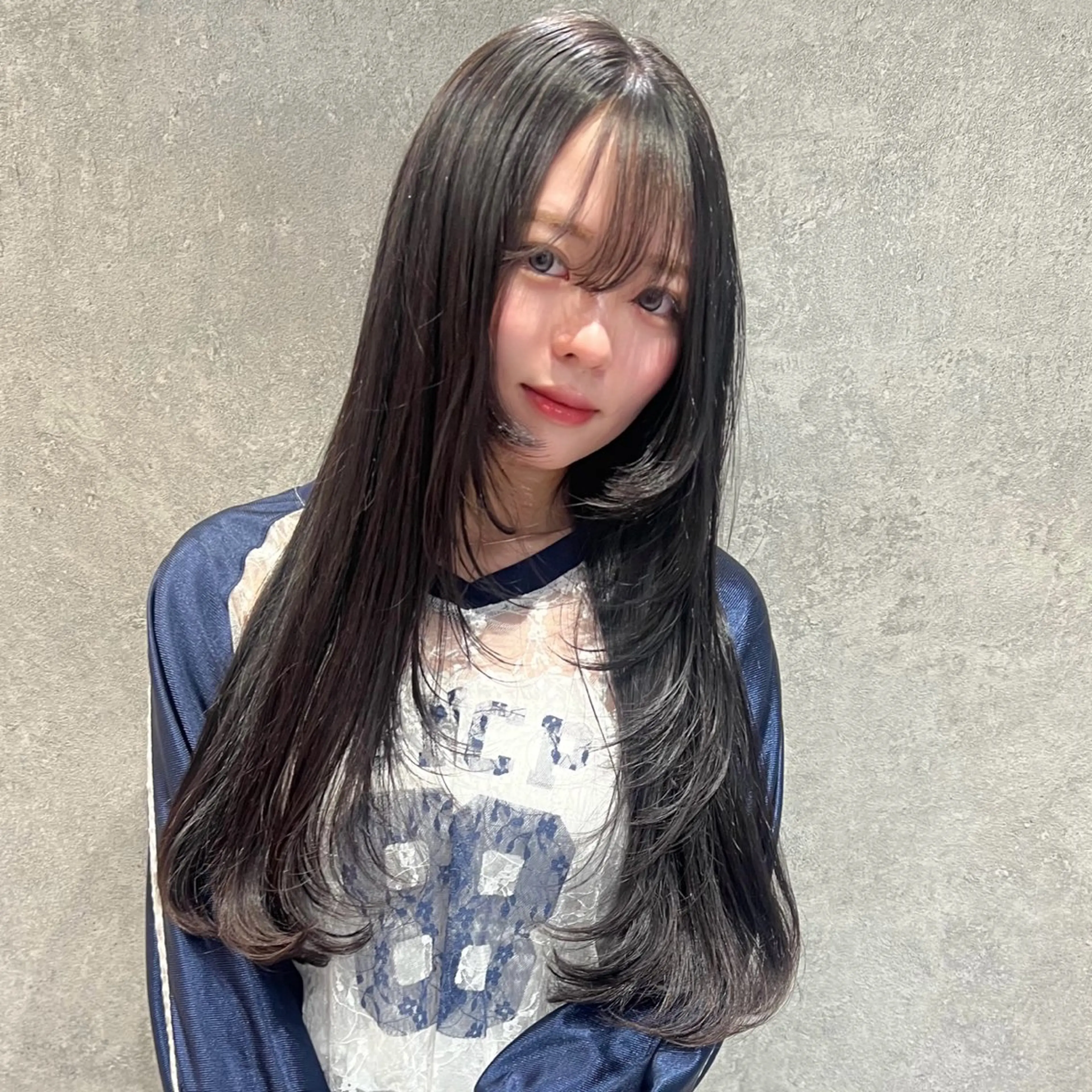 ロング ロングレイヤー レイヤーカット ロング カット ヘアカラー AI TOKYO　S所属・mizuki 【韓国レイヤー】のヘアスタイル