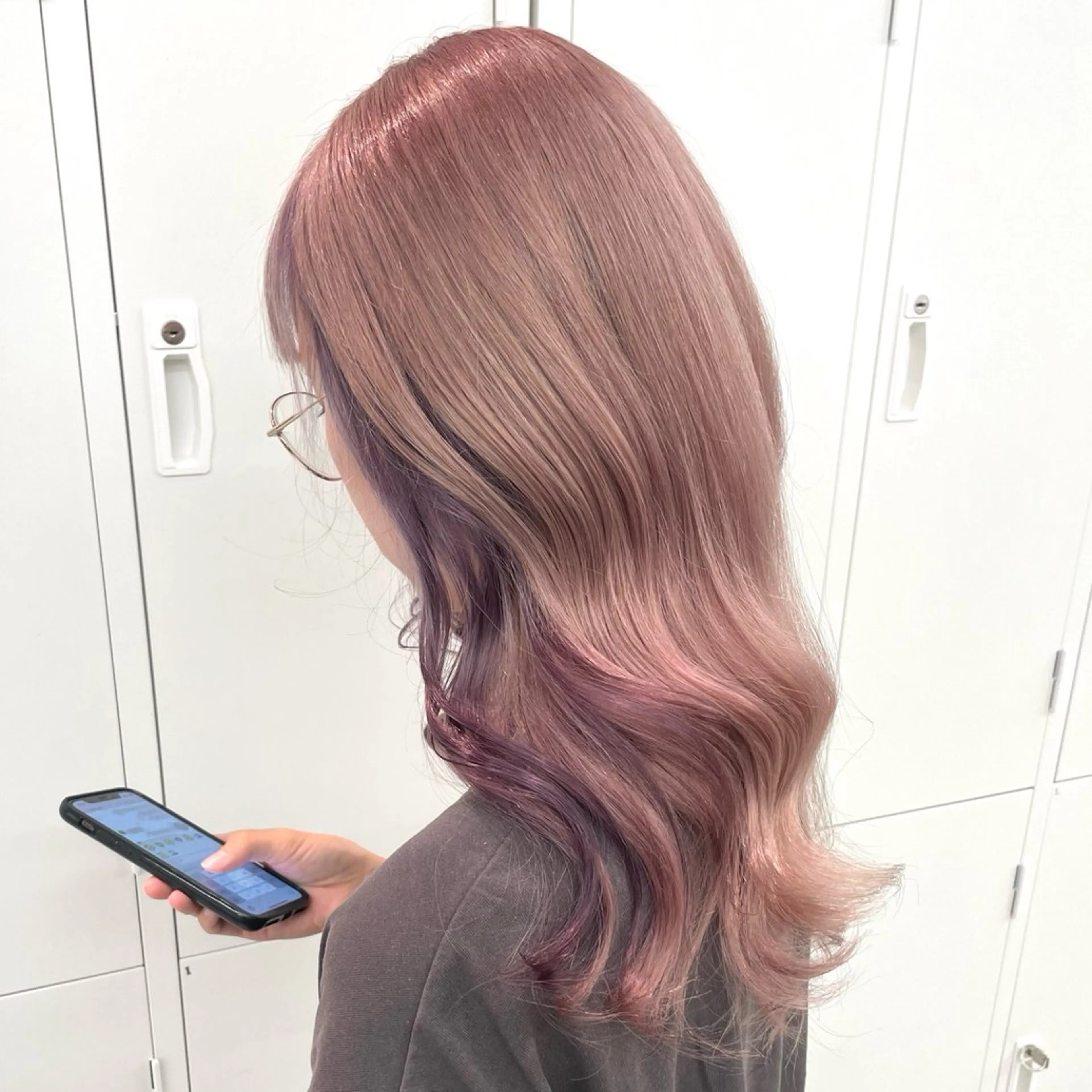 セミロング カラー ヘアカラー トリートメント 奥山義進/ハイトーン /バレイヤージュのヘアスタイル
