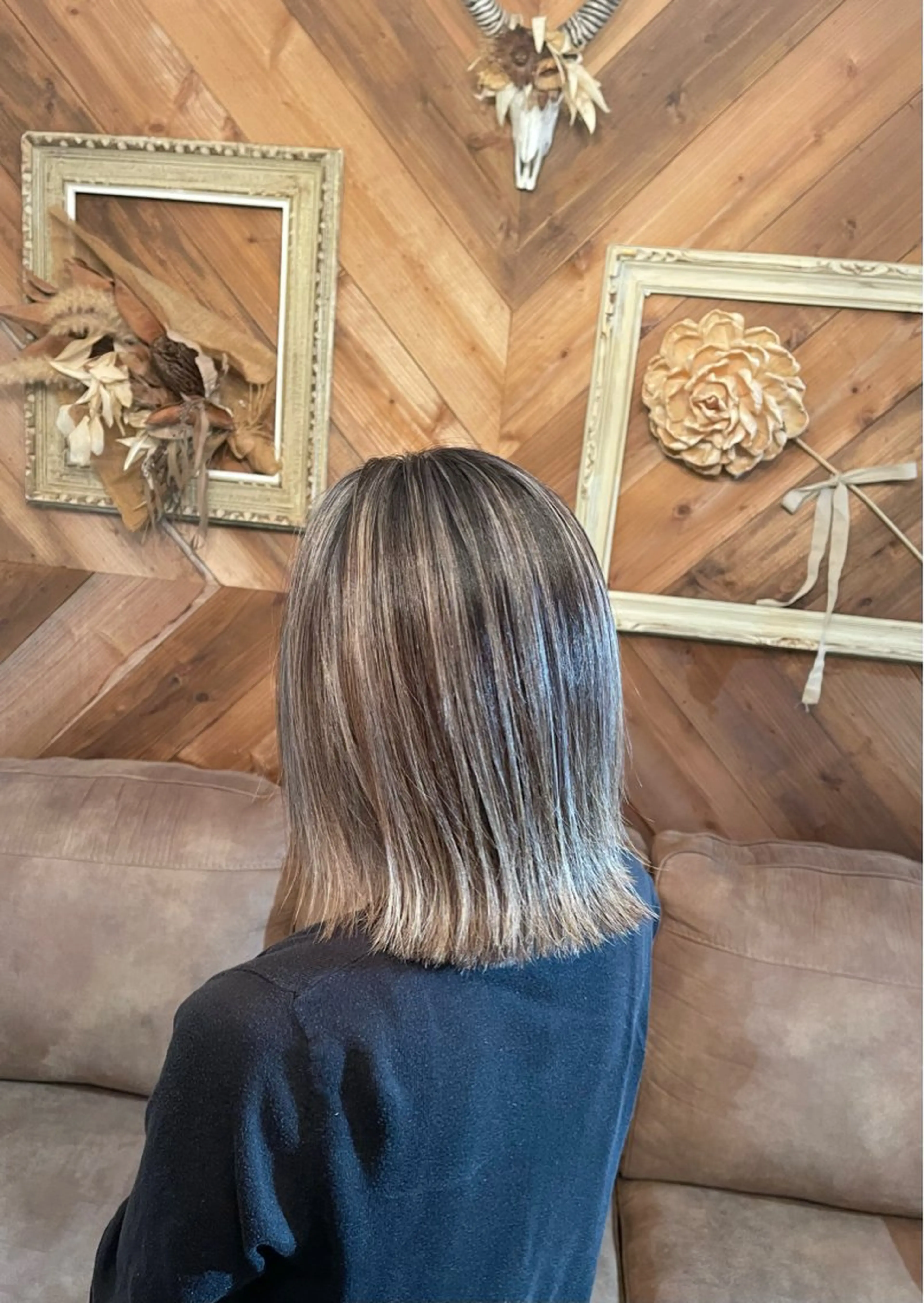 カラー LA BELLA所属・LA BELLA マリナのヘアスタイル