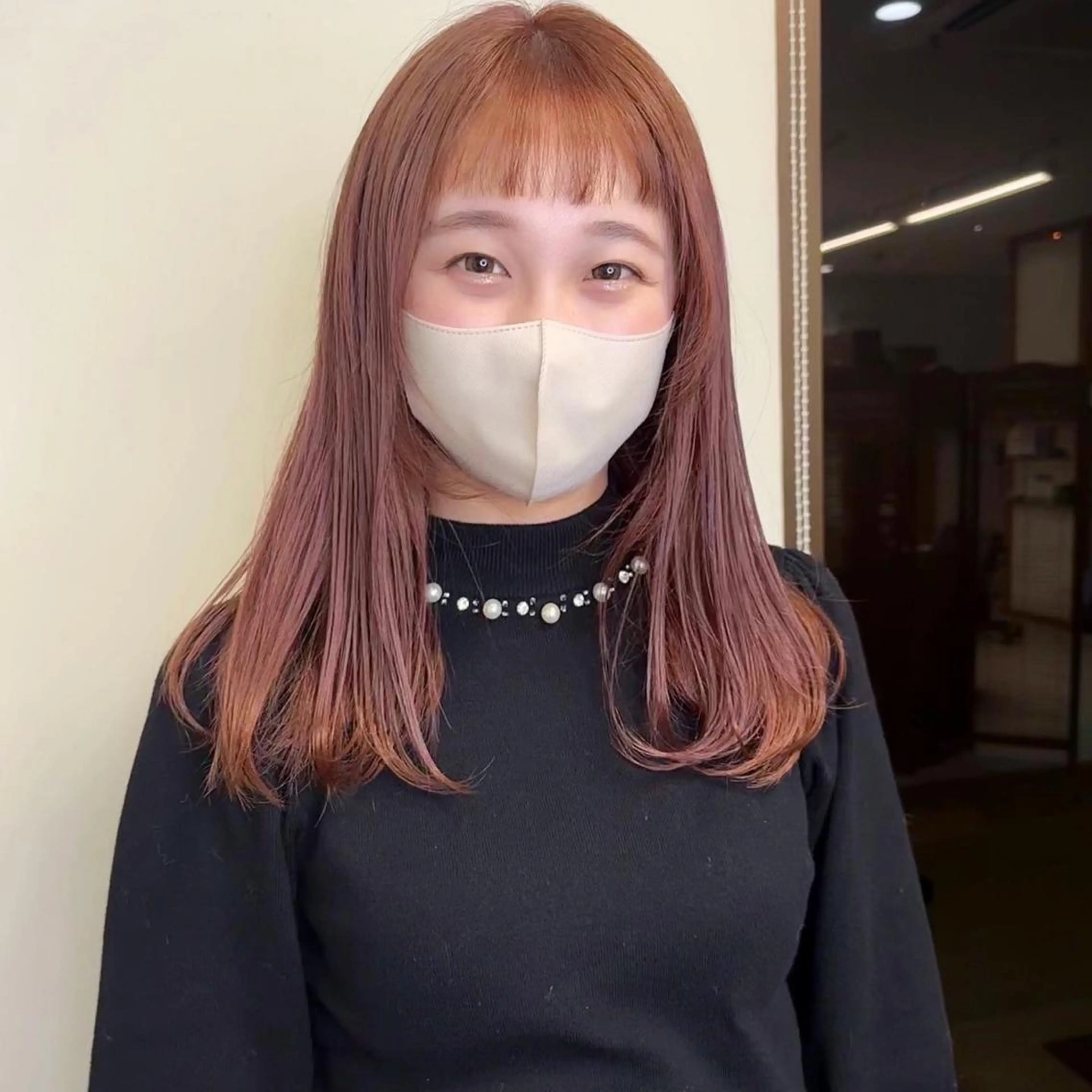 ミディアム カラー ベージュカラー ピンクカラー ピンクベージュ peg.hair所属・ブリーチカラー🫧 森　凪沙のヘアスタイル