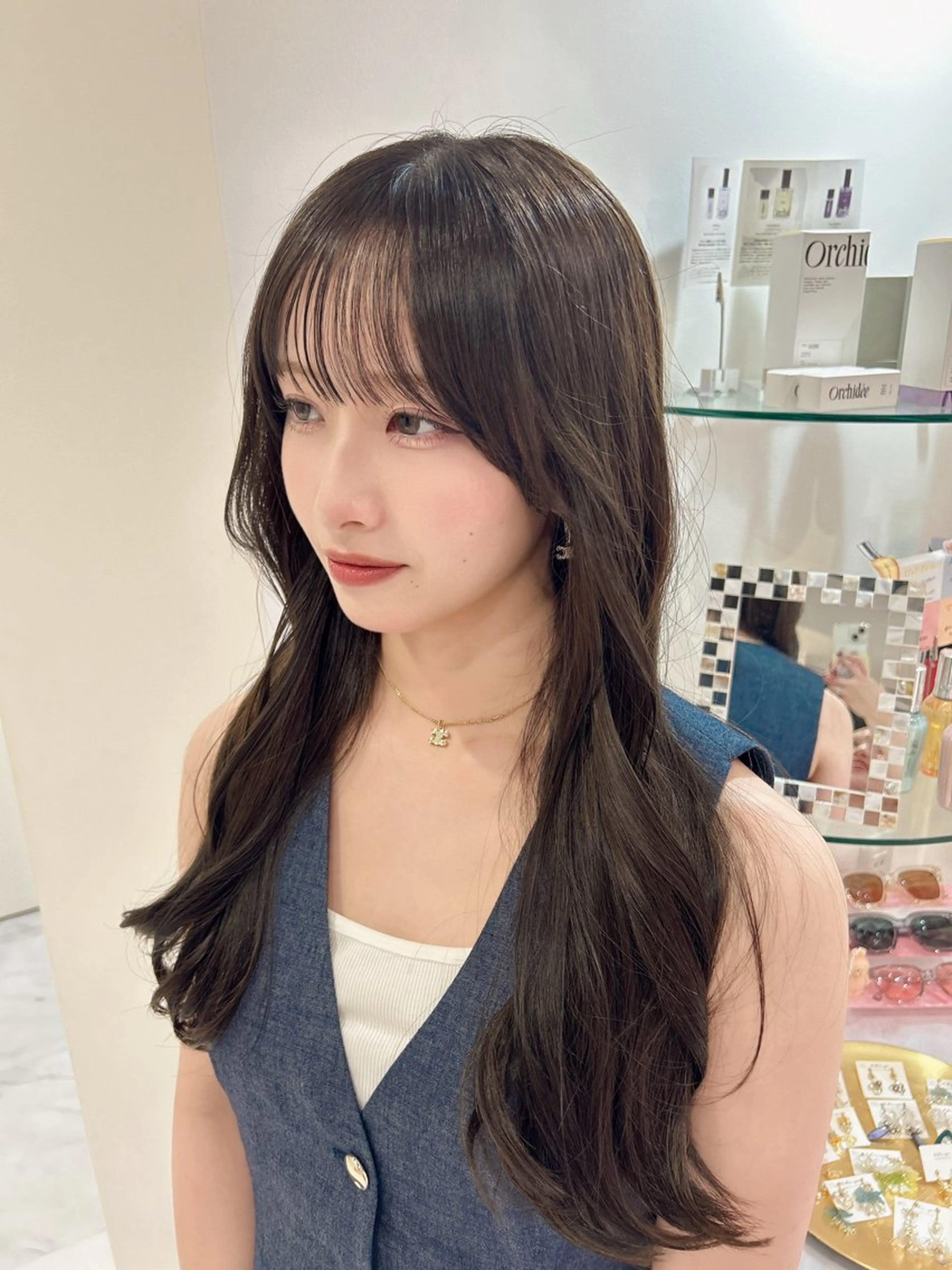 ロング カラー 透明感カラー グレージュ ヘアカラー MONA HARUNAのヘアスタイル
